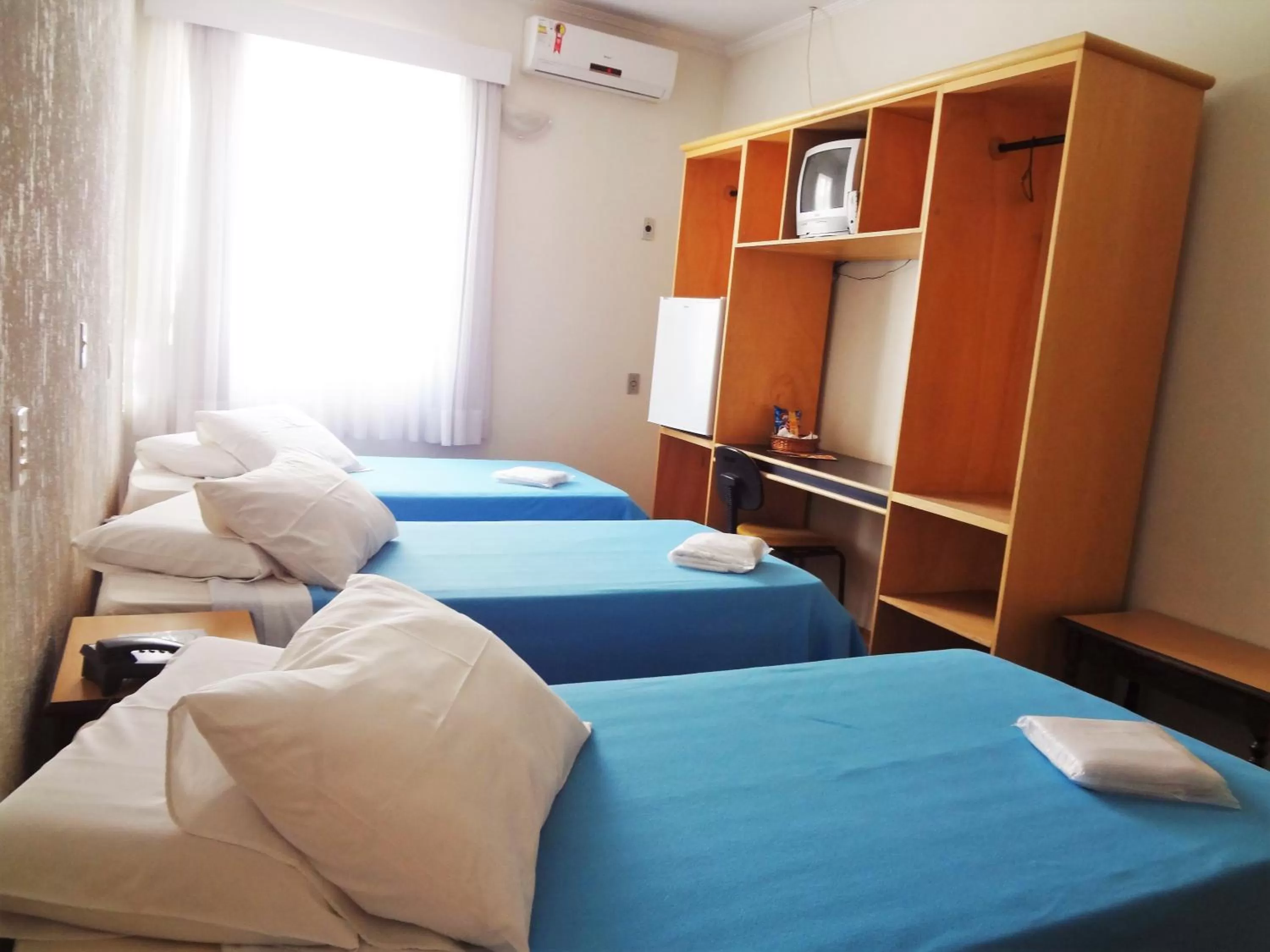 Photo of the whole room, Bed in Hotel Casablanca