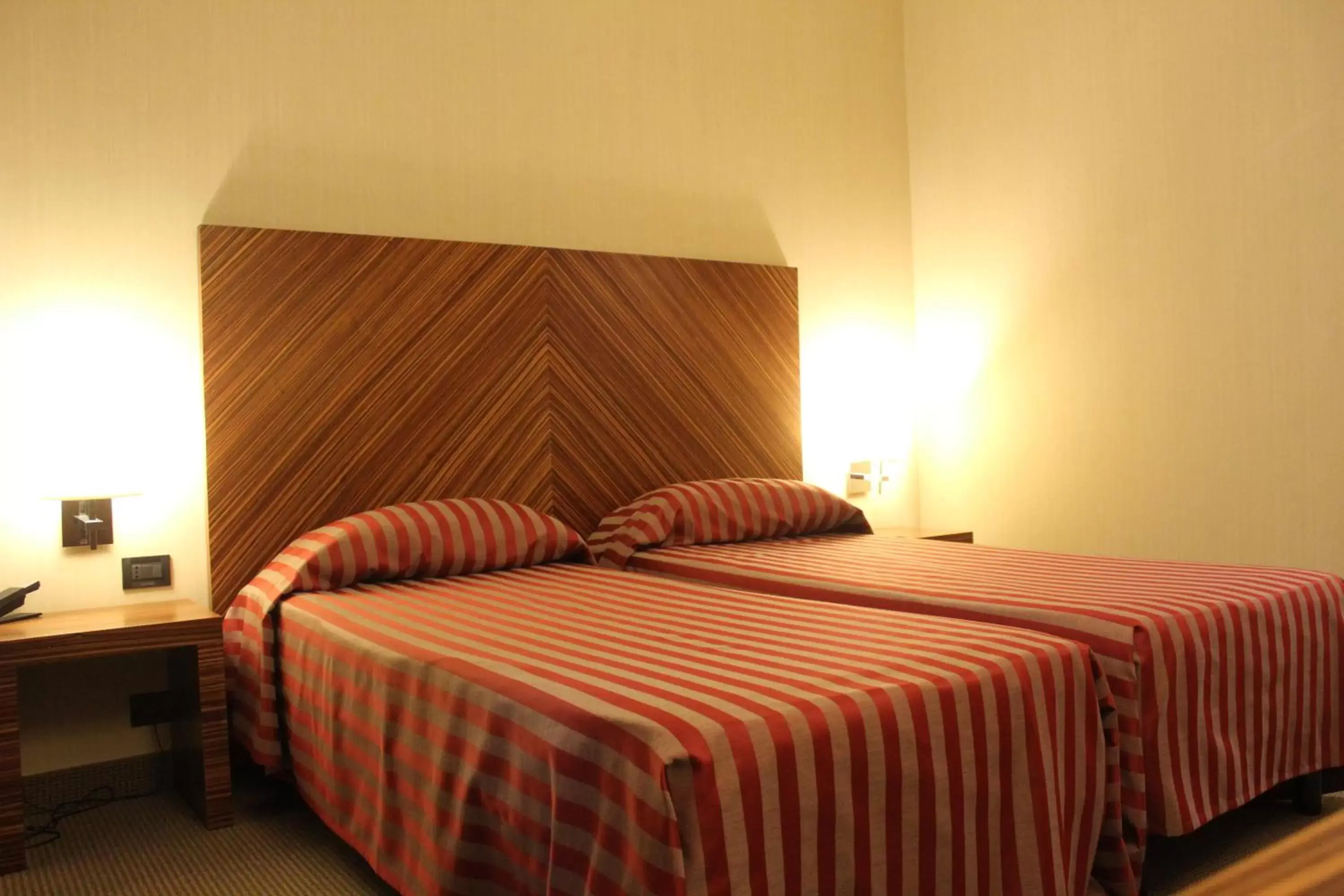 Bed in MH Hotel Piacenza Fiera