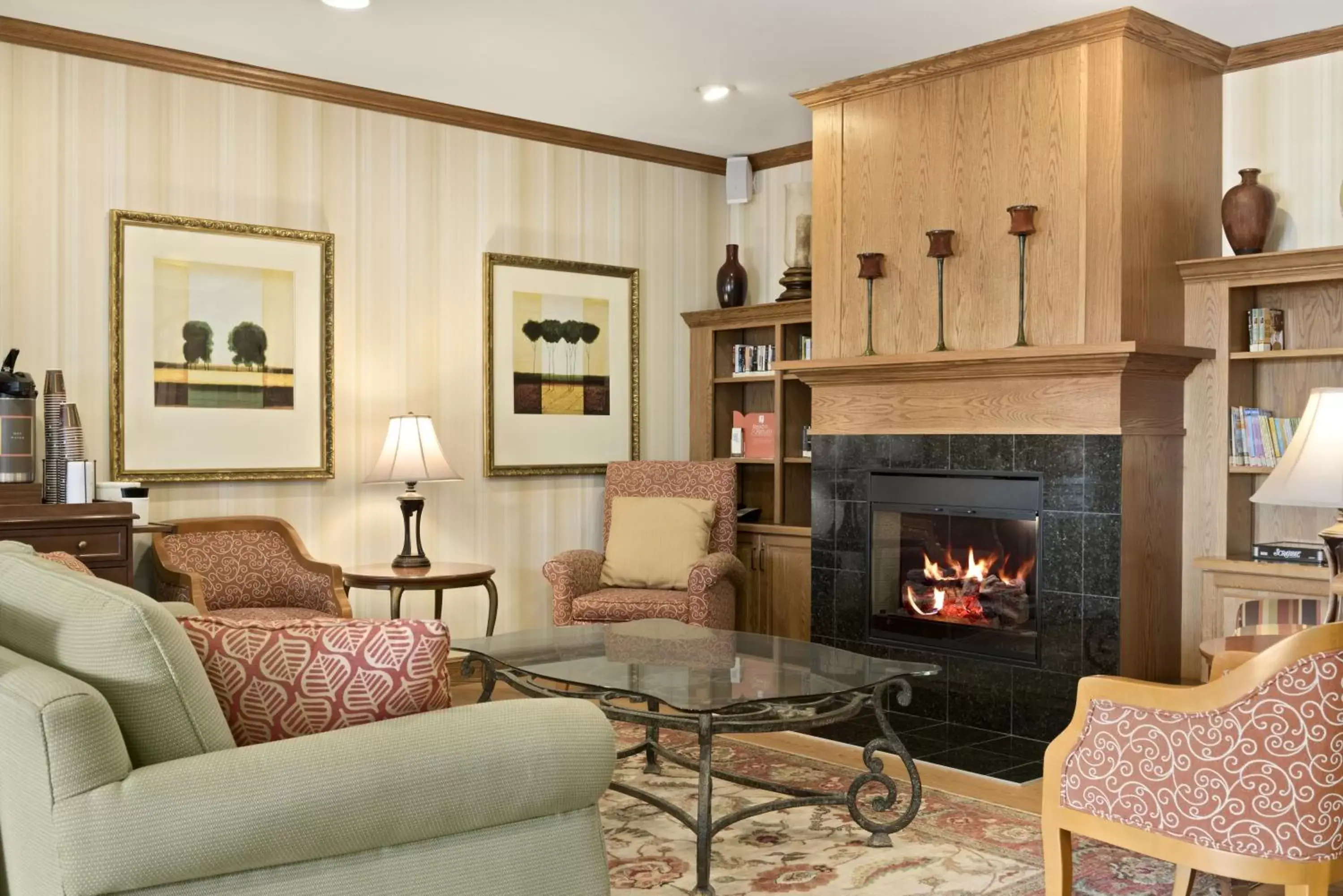 Lobby or reception, Seating Area in Country Inn & Suites by Radisson, Peoria North, IL