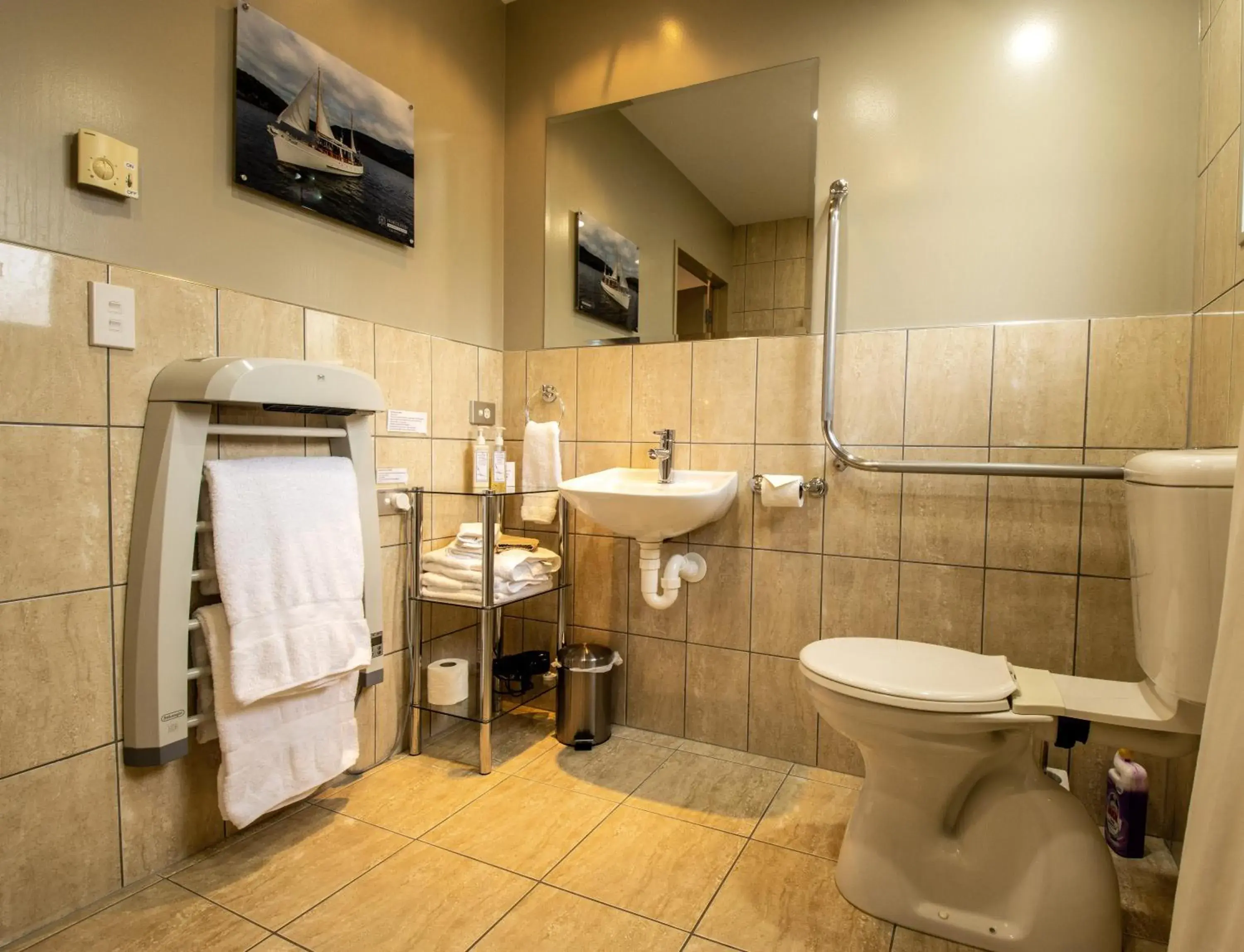 Bathroom in Blue Ridge Bed & Breakfast