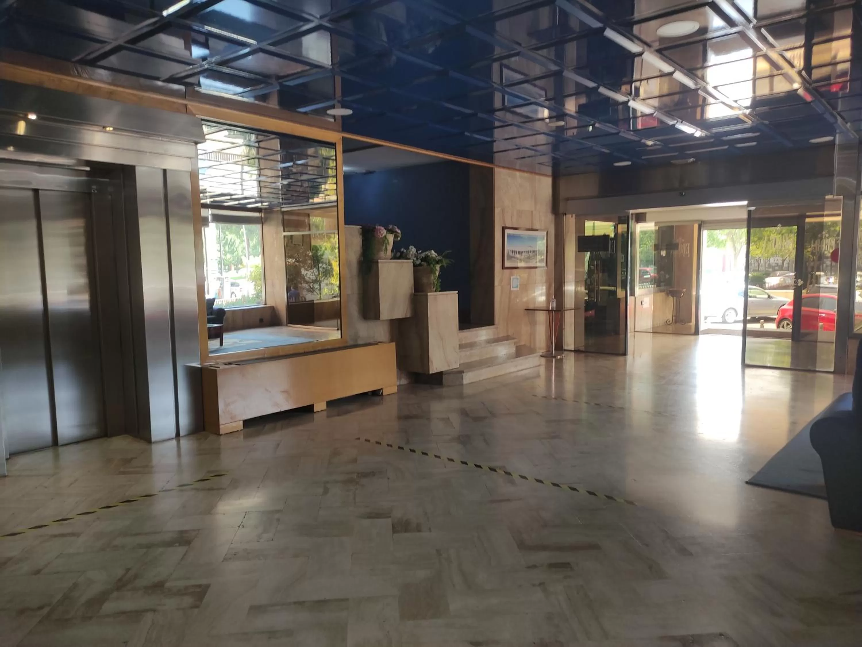 Breakfast in Hotel Ébora by Vivere Stays