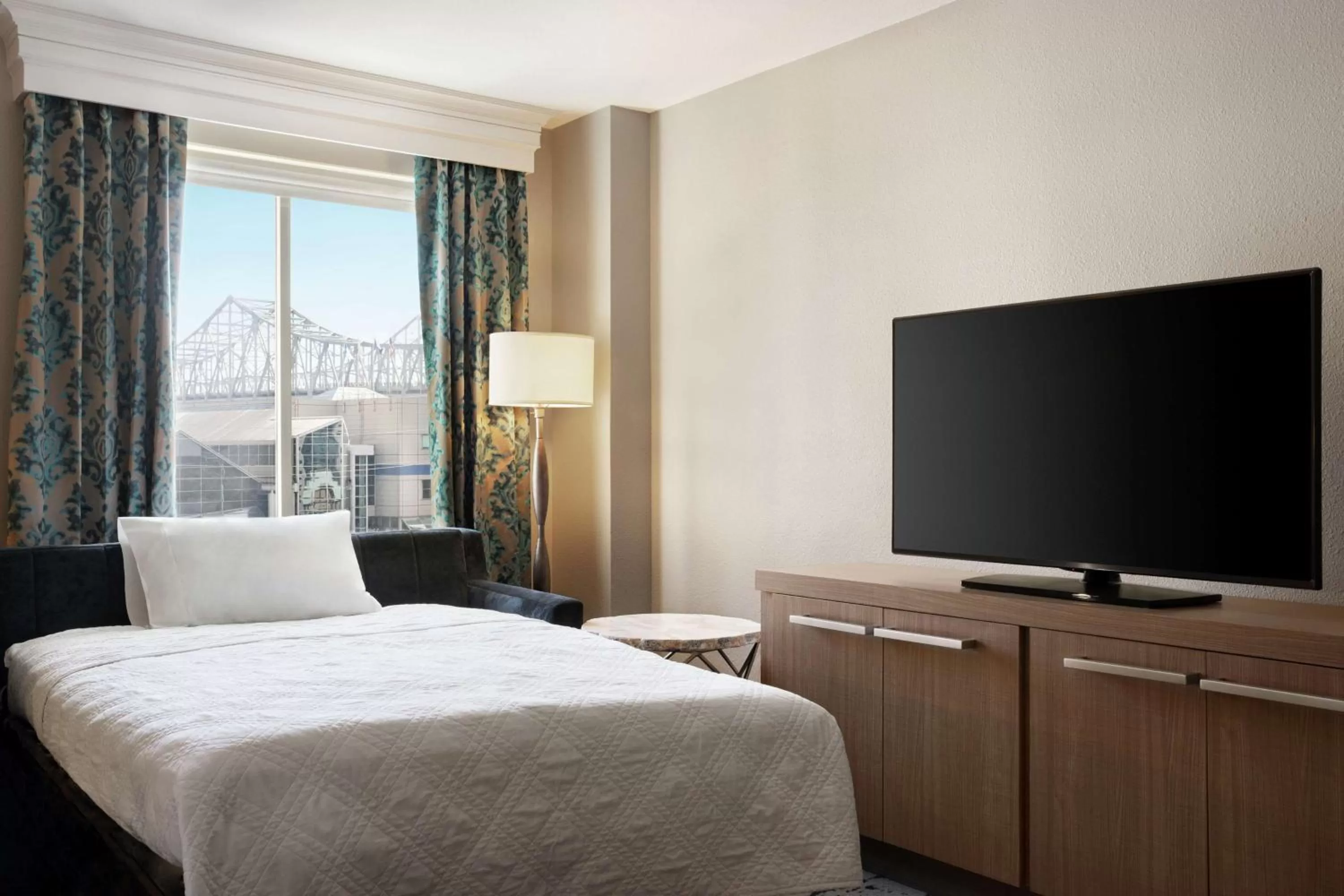 Bed in Hilton Garden Inn New Orleans Convention Center