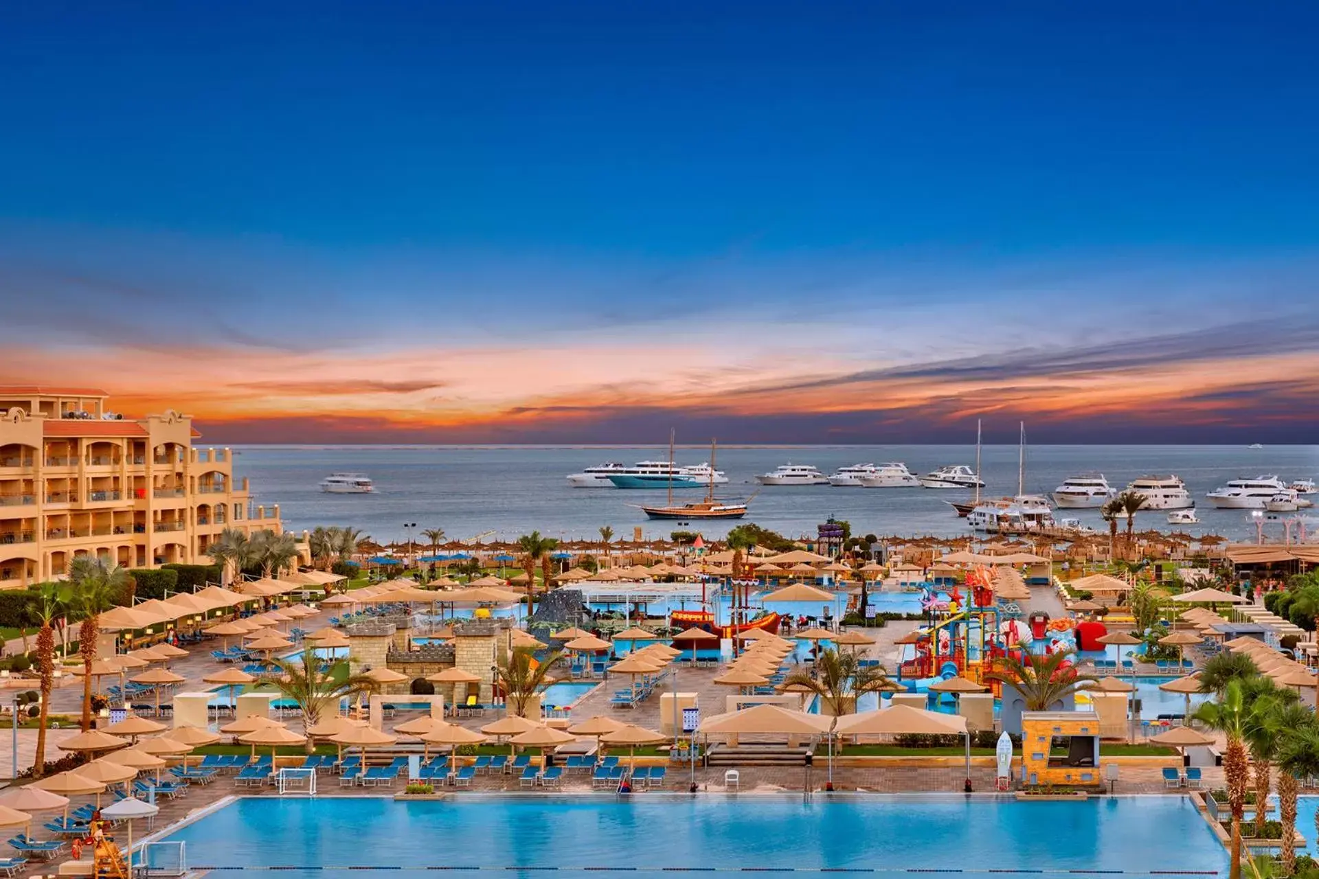 Sea view in Pickalbatros White Beach Resort - Hurghada