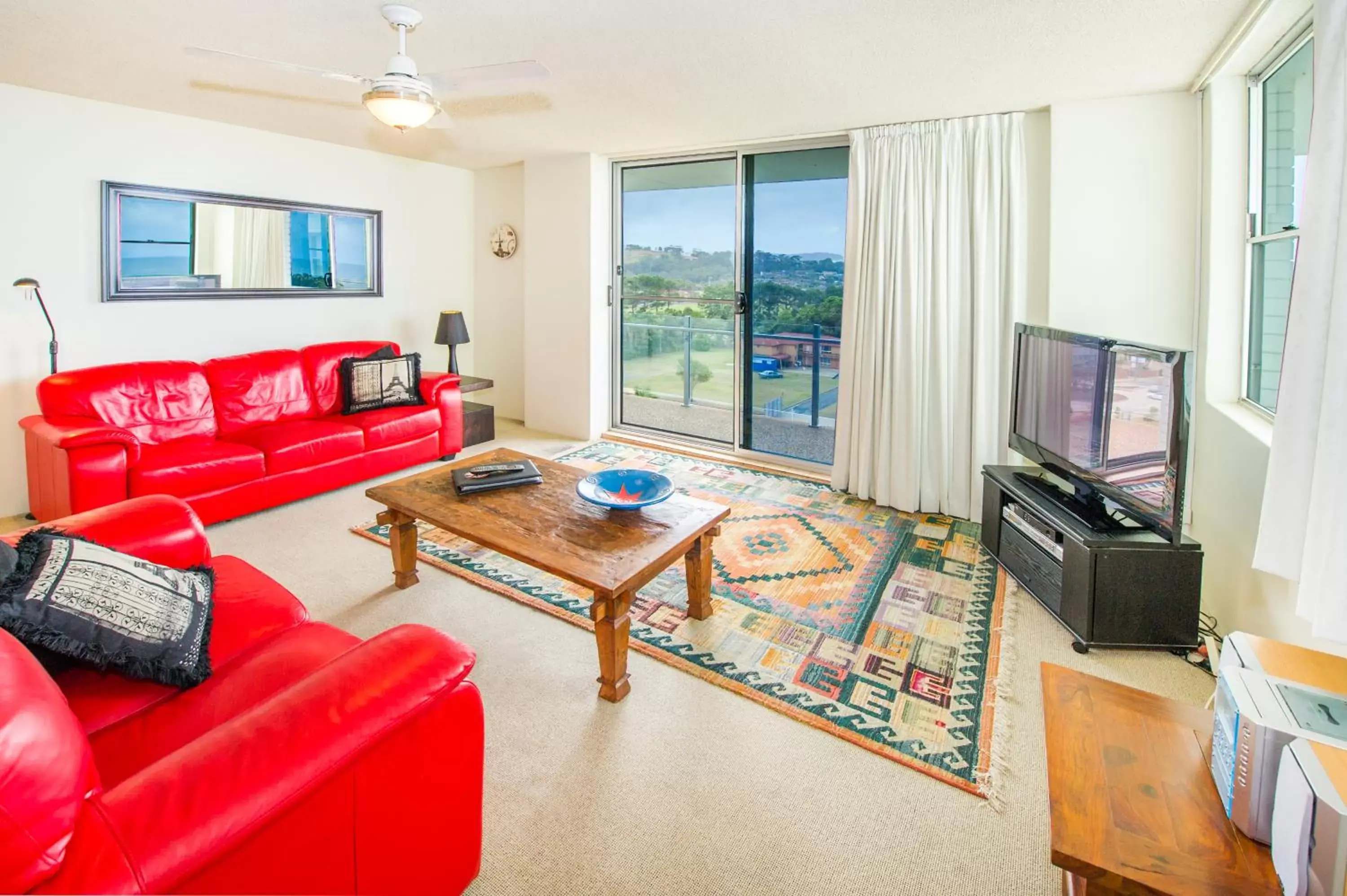 Living room, Seating Area in Tradewinds Apartments