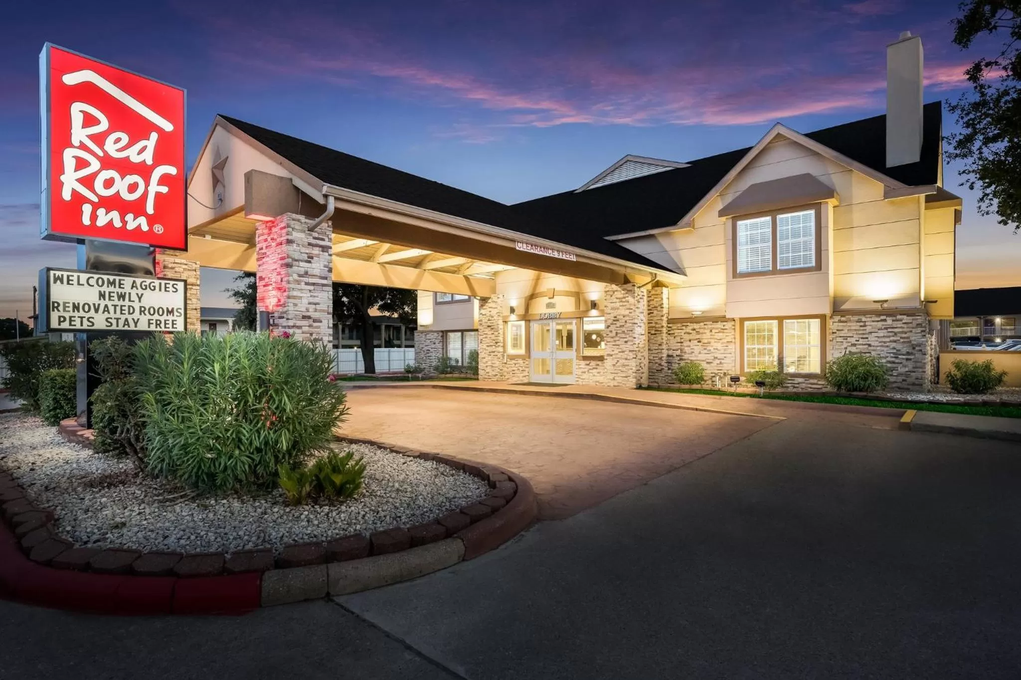 Property building in Red Roof Inn College Station