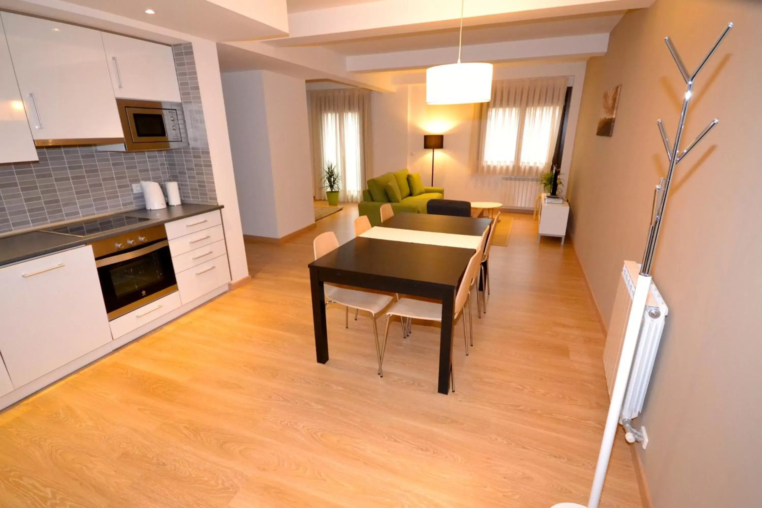 Dining area, Kitchen/Kitchenette in La Casa de las Aldeas