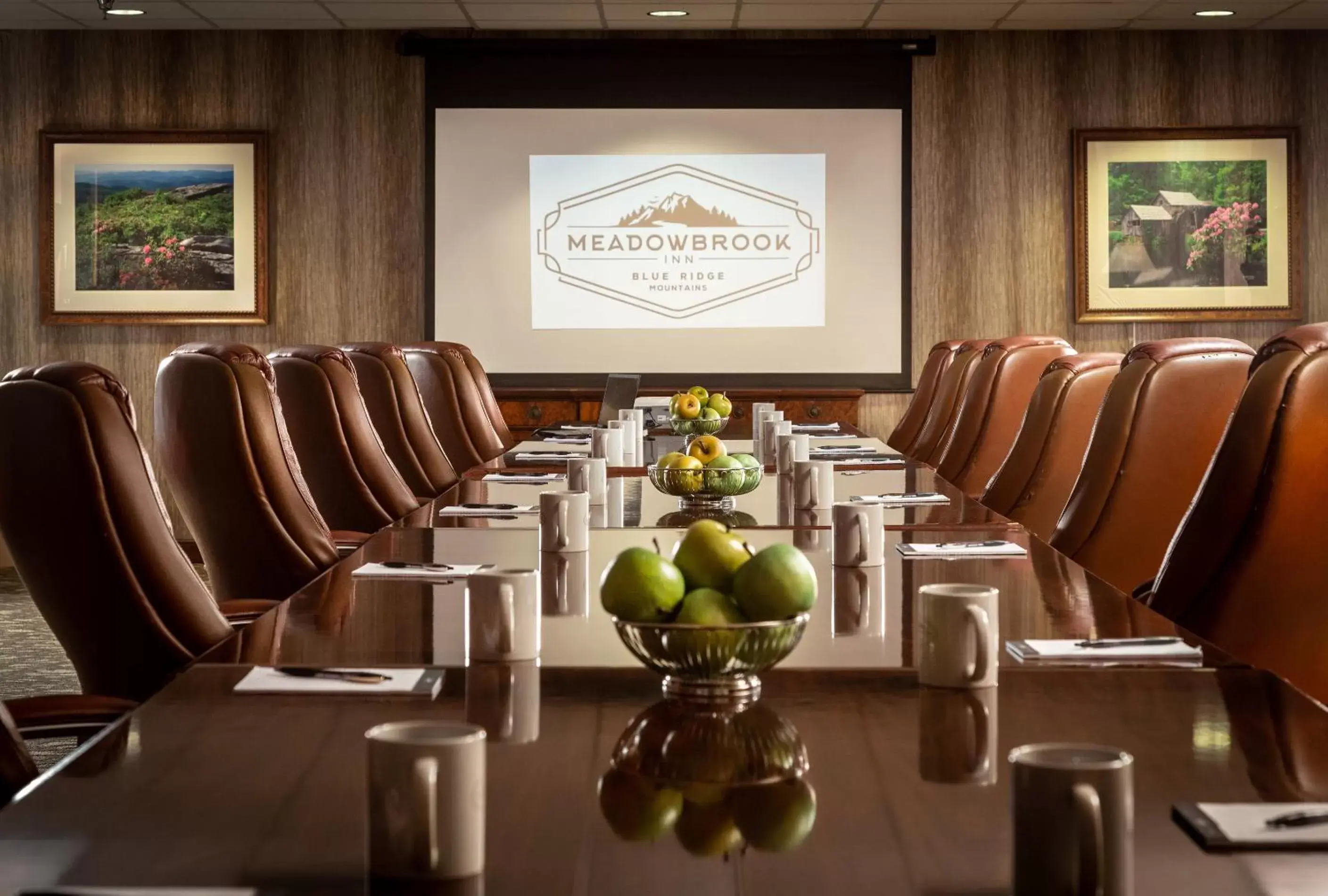 Meeting/conference room in Meadowbrook Inn