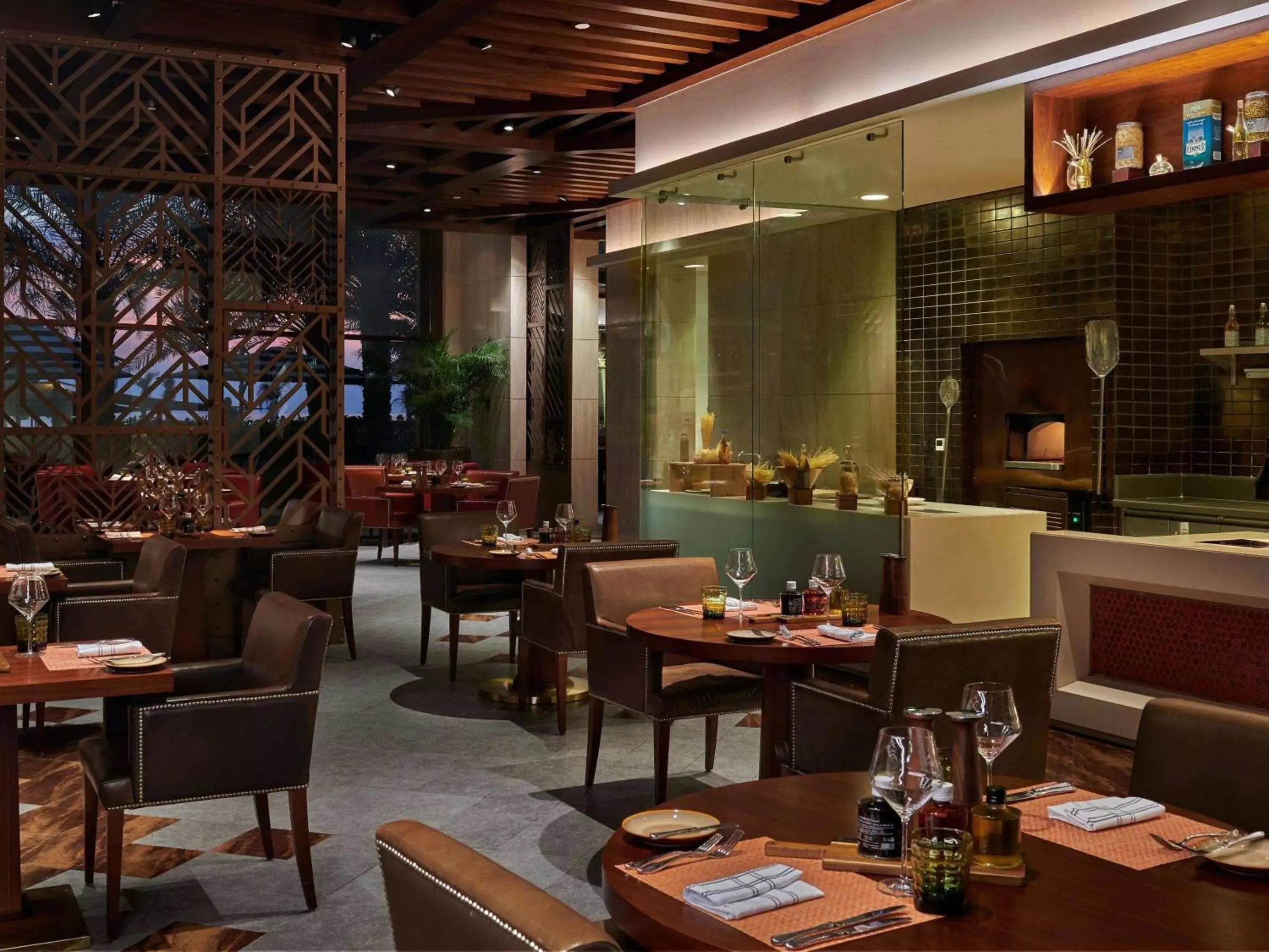 Restaurant/Places to Eat in Fairmont Ajman