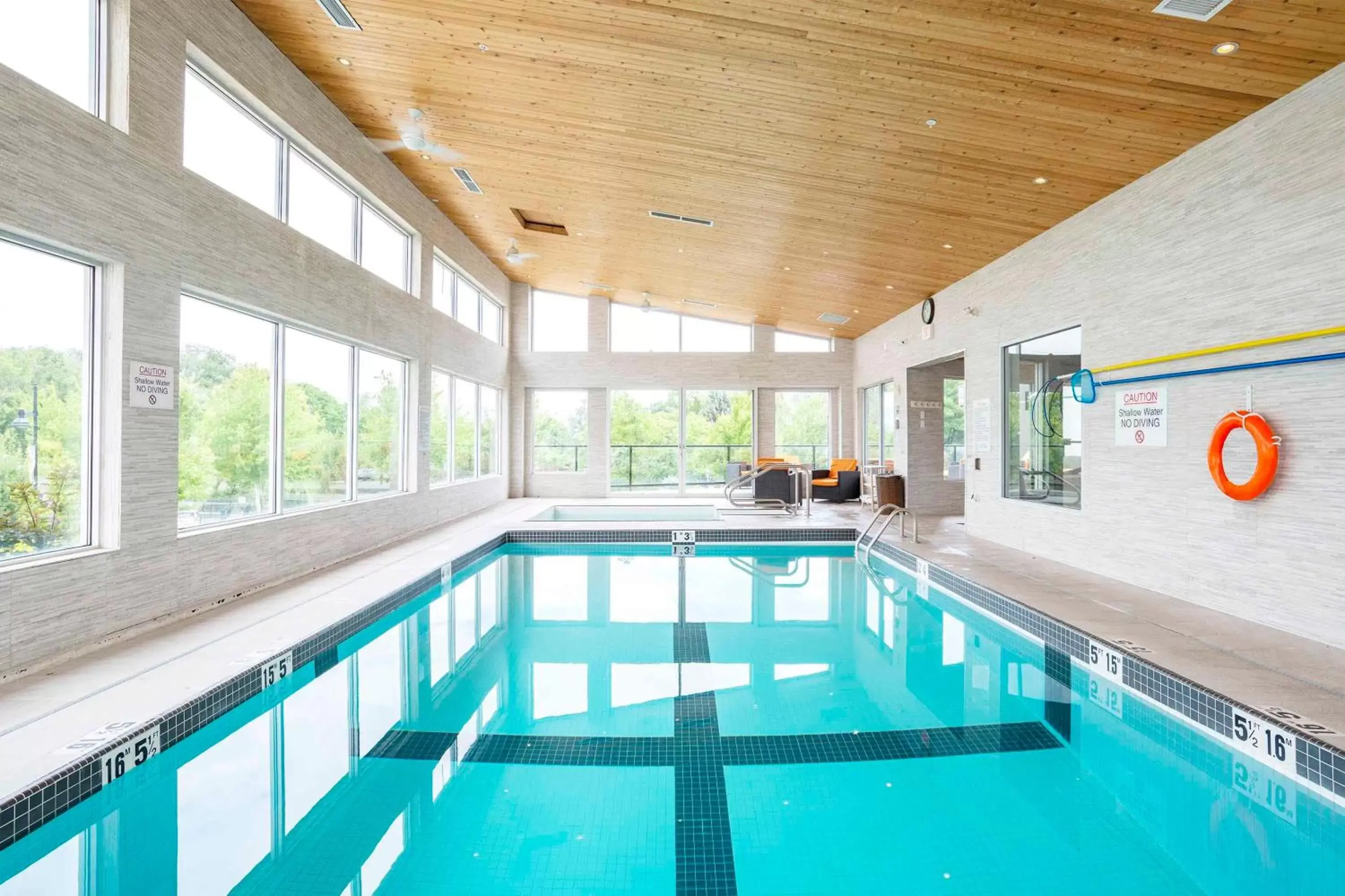 Swimming Pool in Sandman Signature Kamloops Hotel