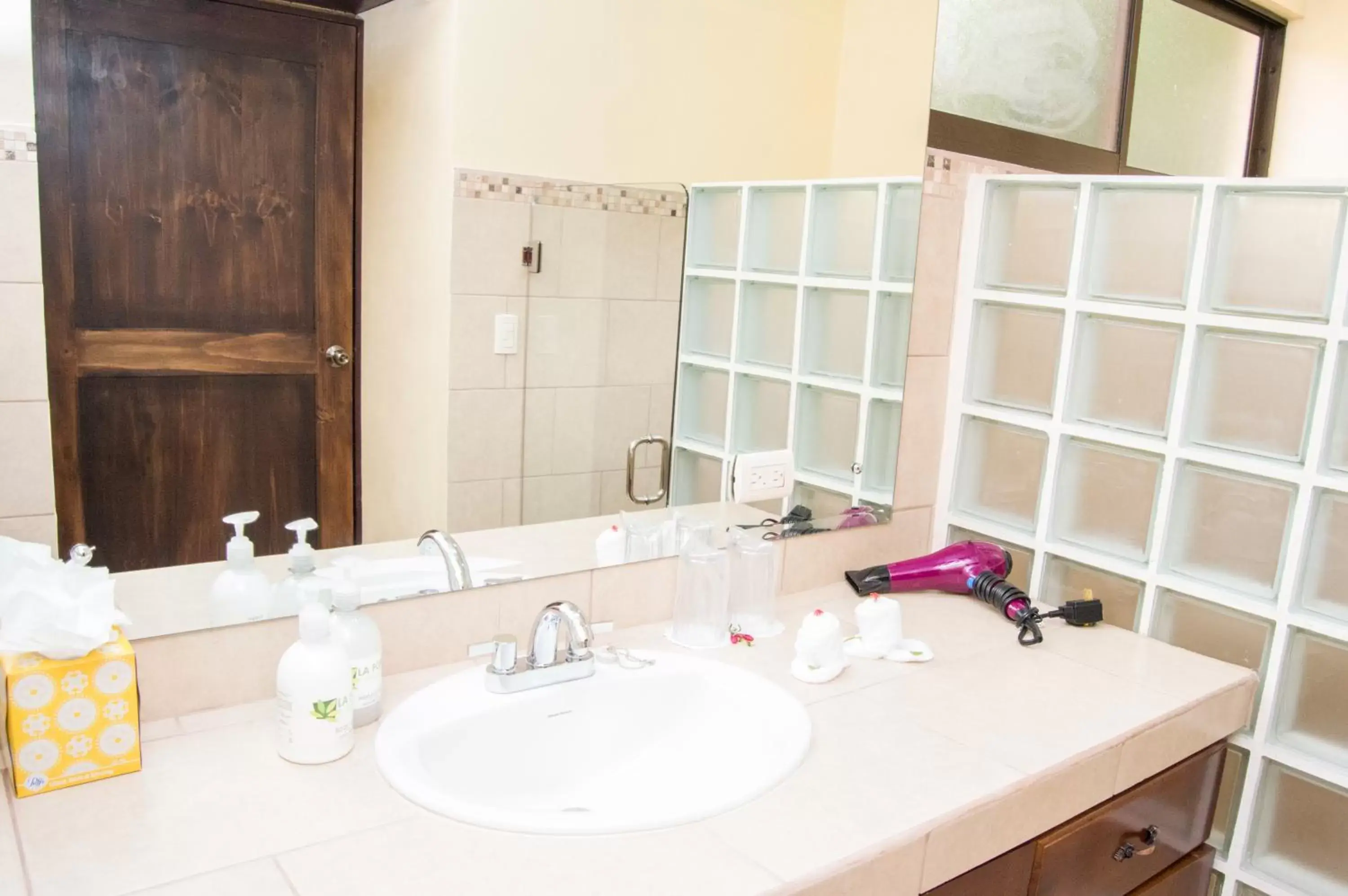 Bathroom in La Foresta Nature Resort