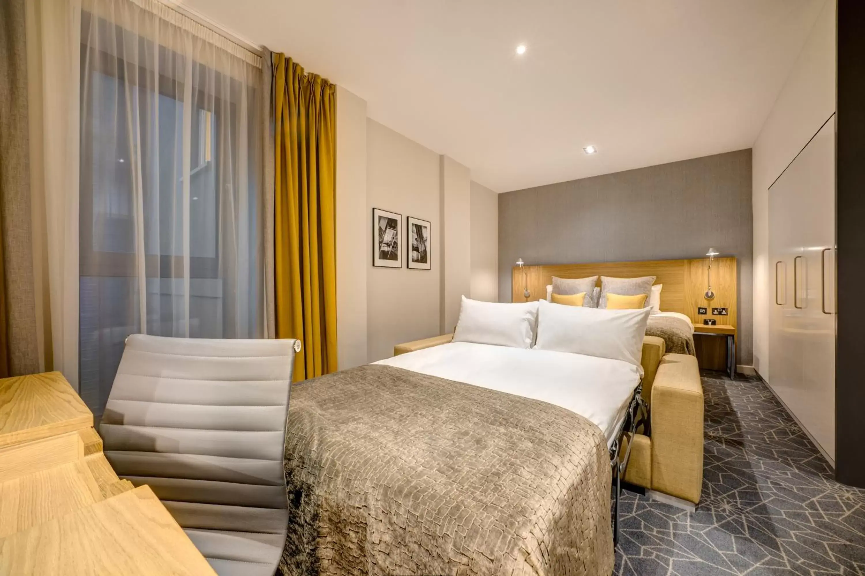 Photo of the whole room, Bed in Apex City of Glasgow Hotel Photo of the whole room, Bed in Apex City of Glasgow Hotel