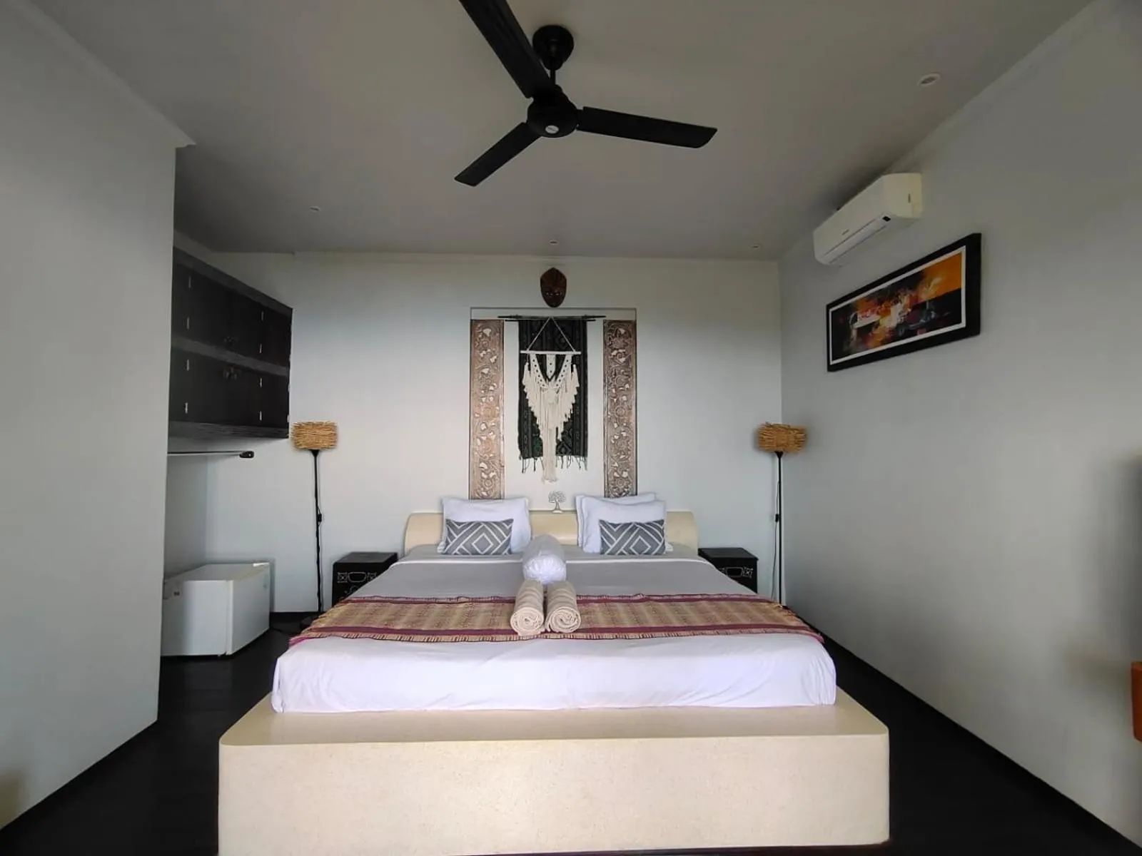 Bed in Villa Umbrella Lombok