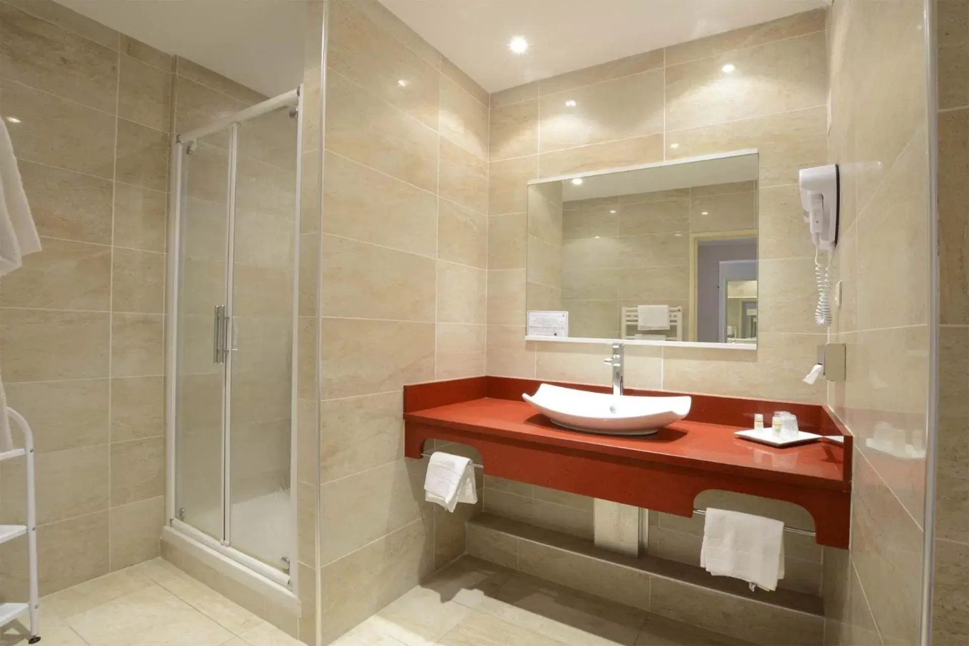 Bathroom in Hotel Poretta
