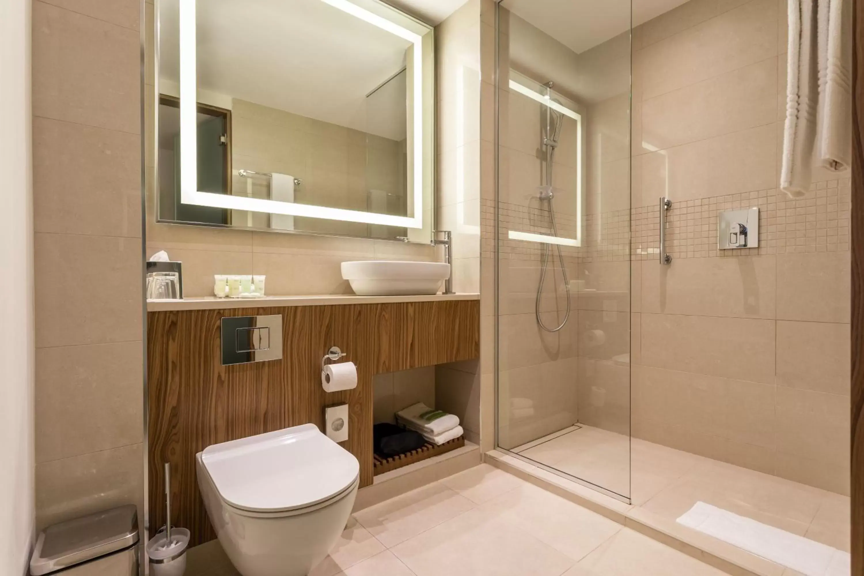 Bathroom in Courtyard by Marriott Belgrade City Center