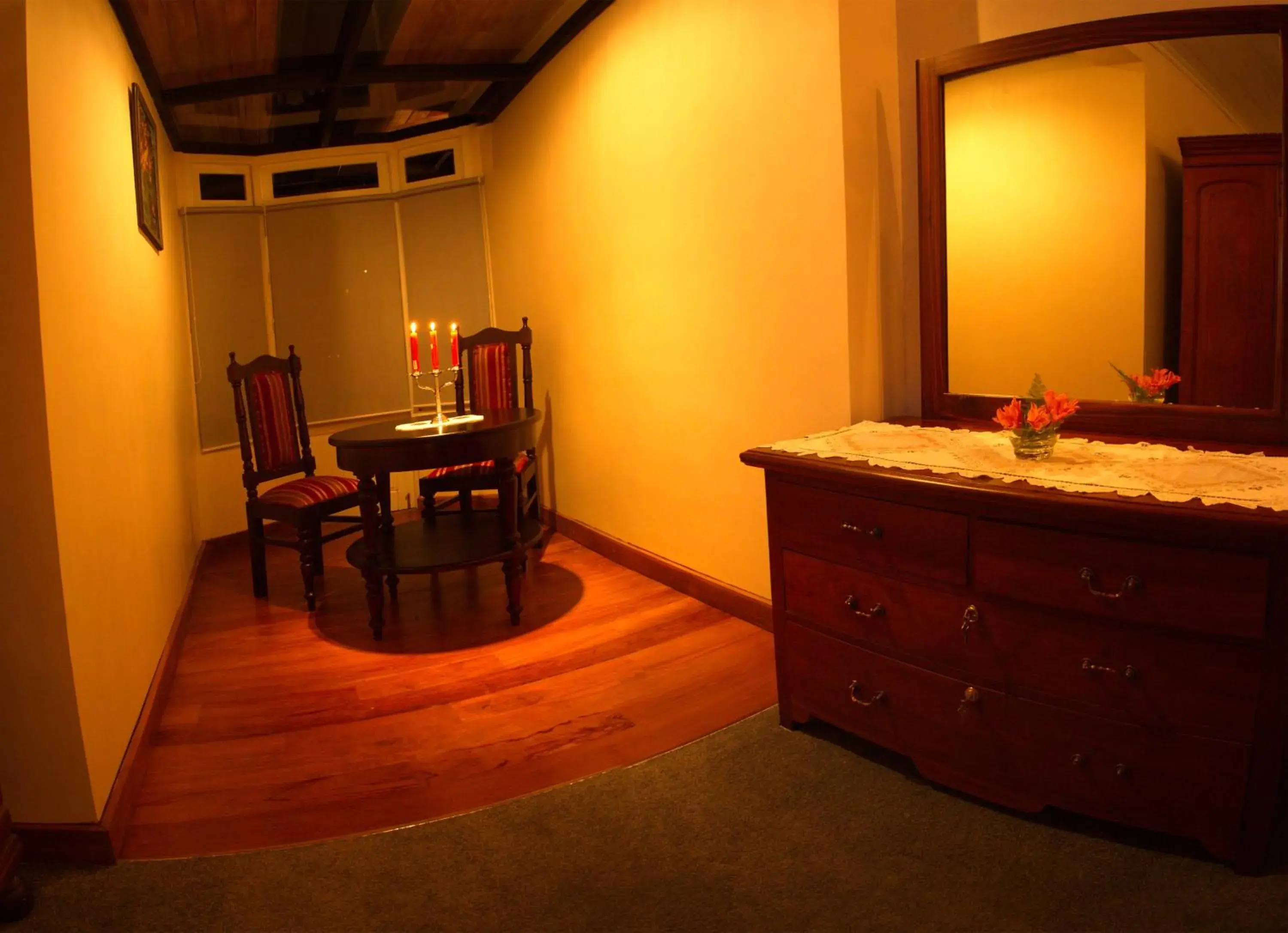 Dining area, Bathroom in The Firs