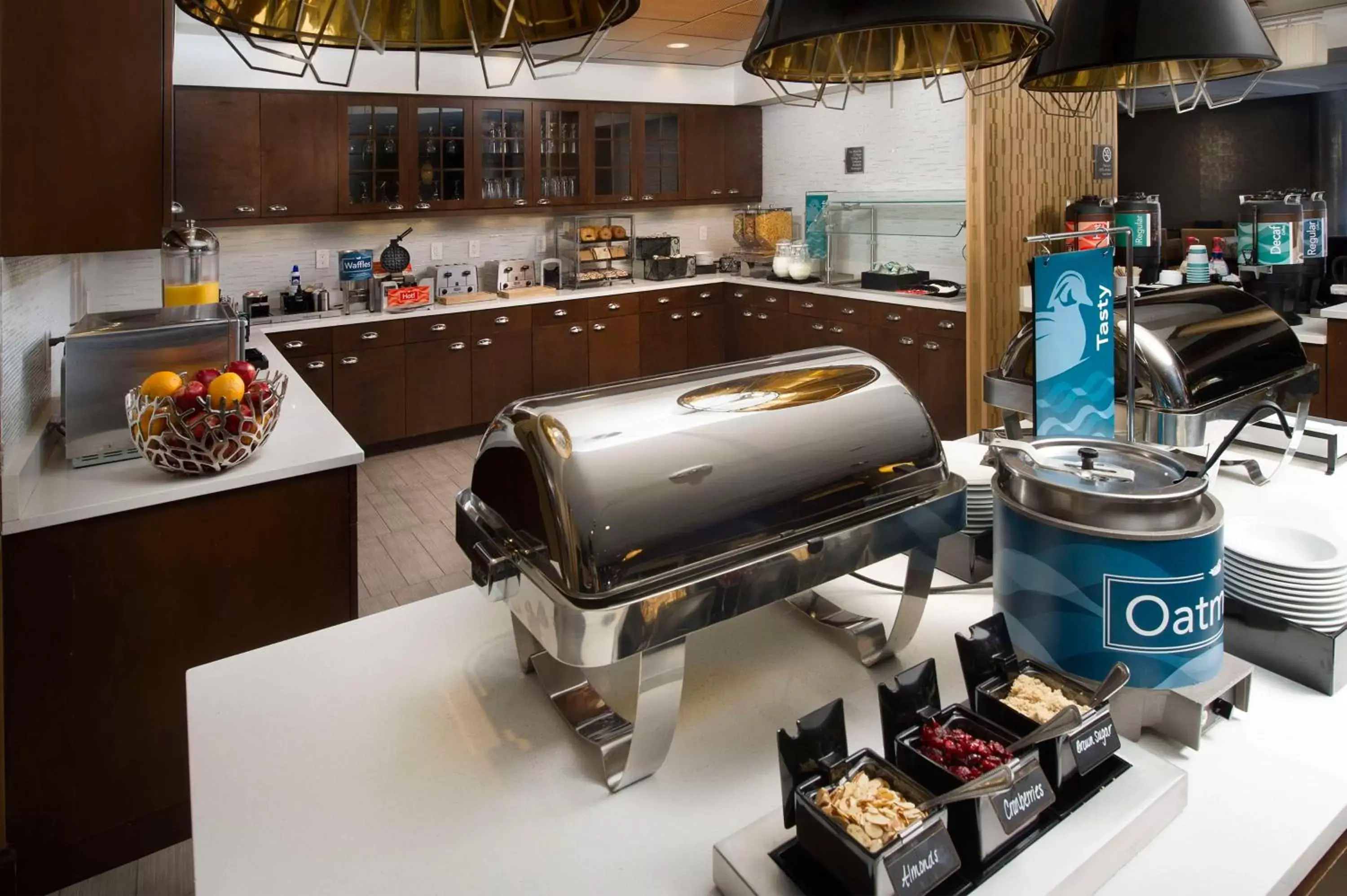 Breakfast, Kitchen/Kitchenette in Homewood Suites by Hilton Gaithersburg/Washington, DC North