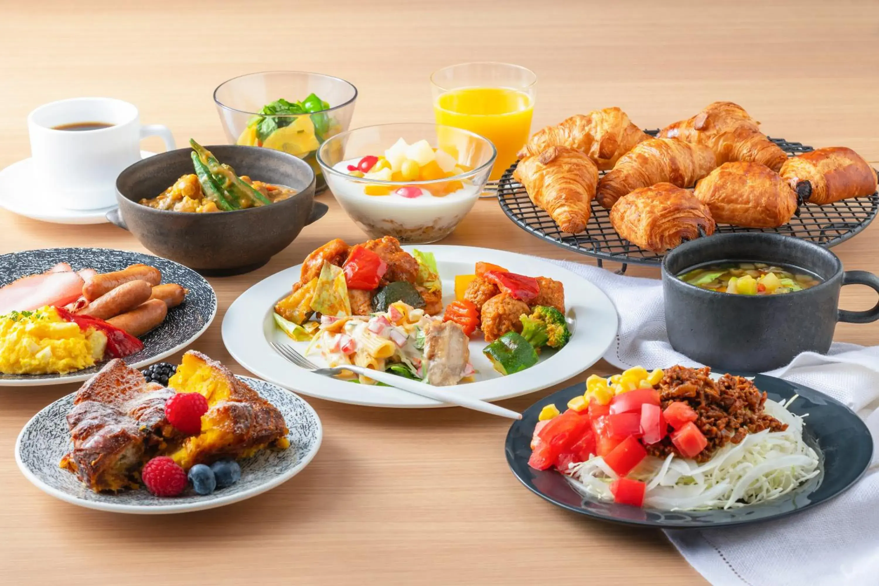 Buffet breakfast in Candeo Hotels Osaka Kishibe