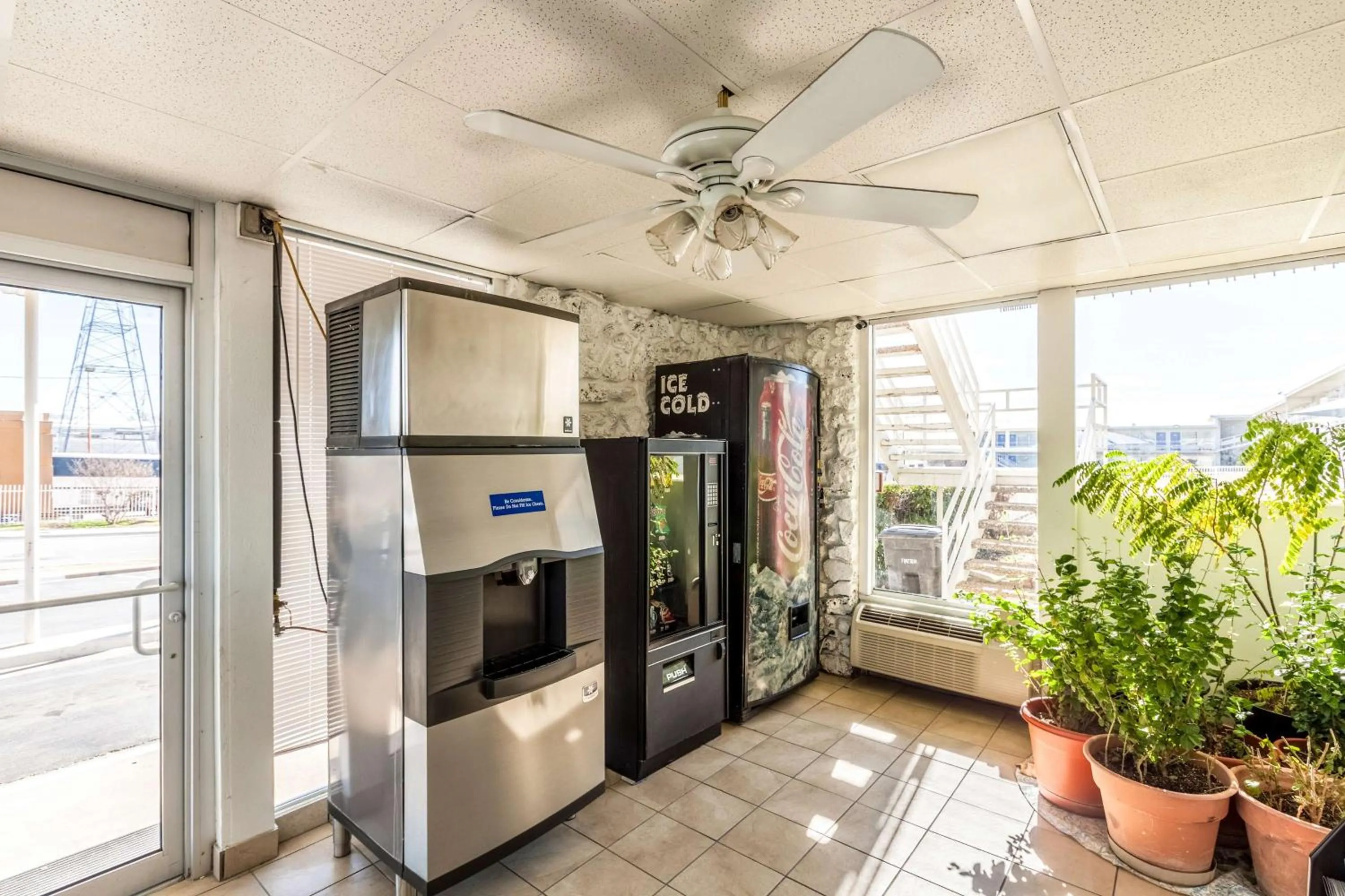 On site in Motel 6 Fort Worth, Tx - Stockyards