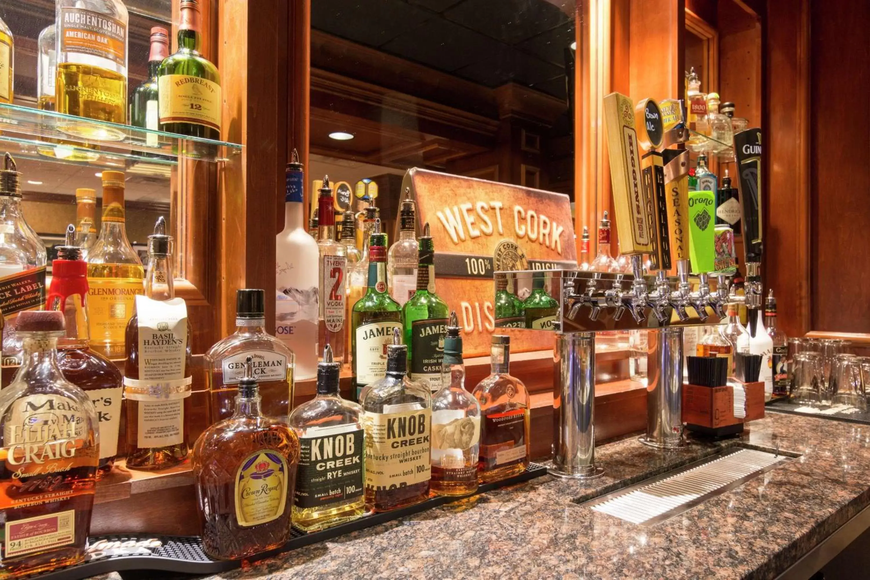 Lounge or bar in Hilton Garden Inn Bangor Lounge or bar in Hilton Garden Inn Bangor