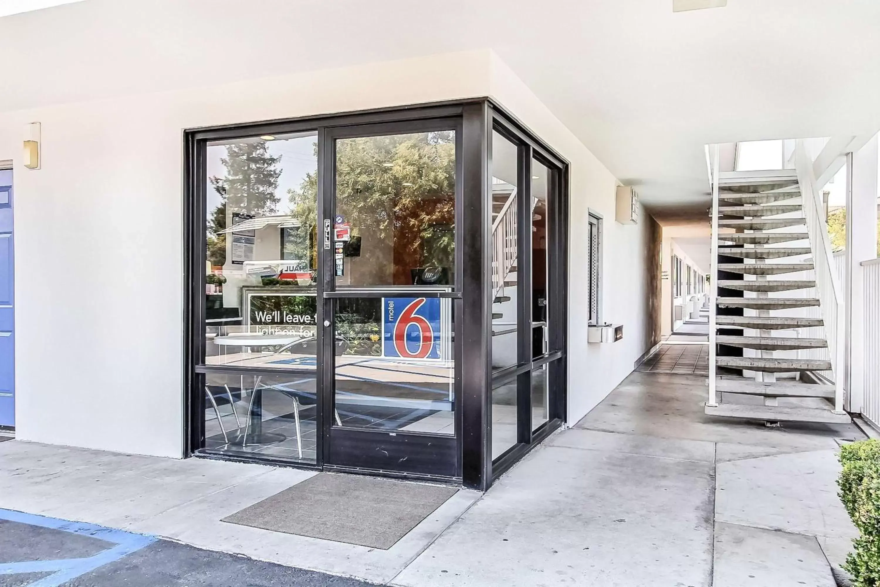 Property building in Motel 6-Sunnyvale, CA - South