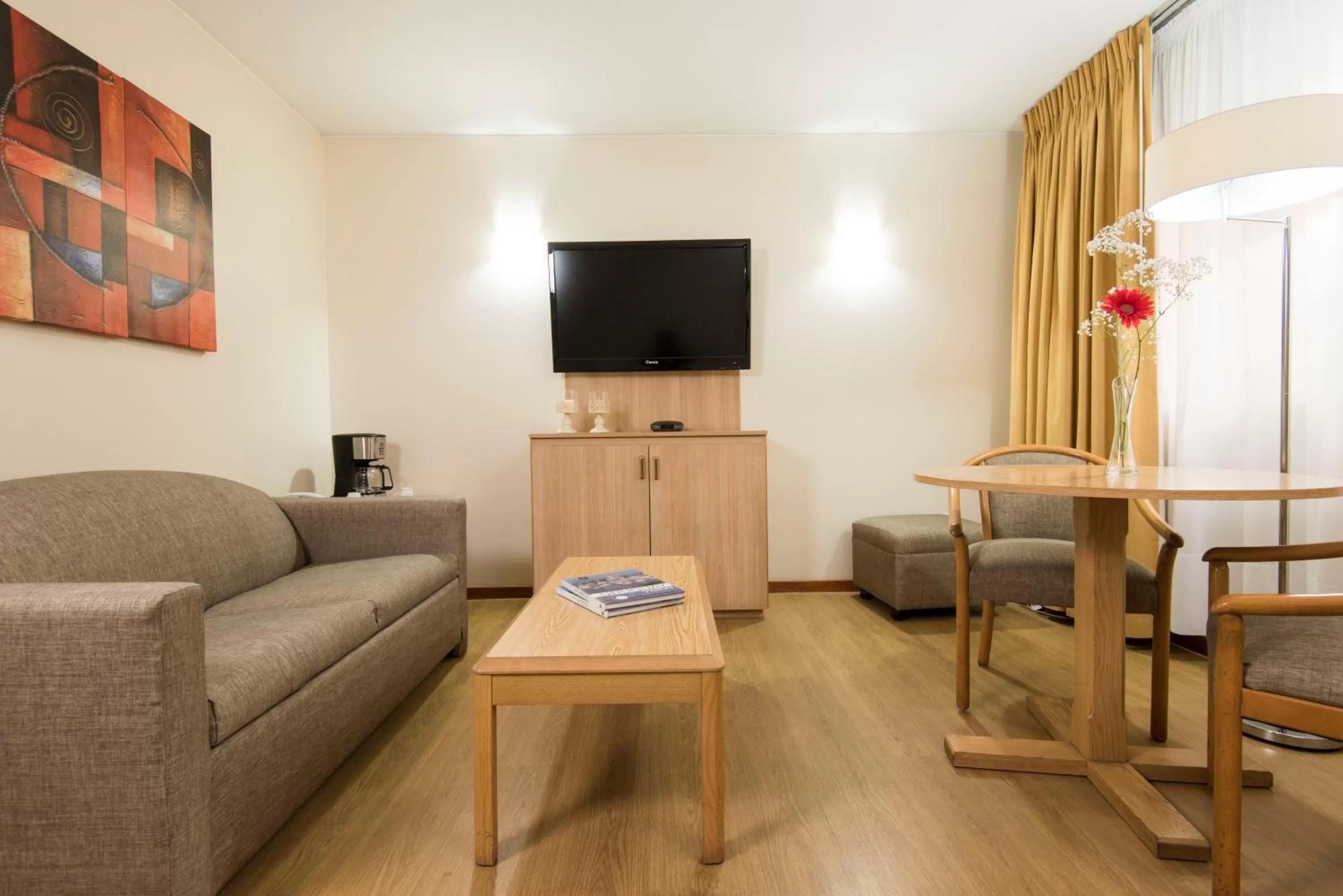 Photo of the whole room in Holiday Inn Montevideo by IHG