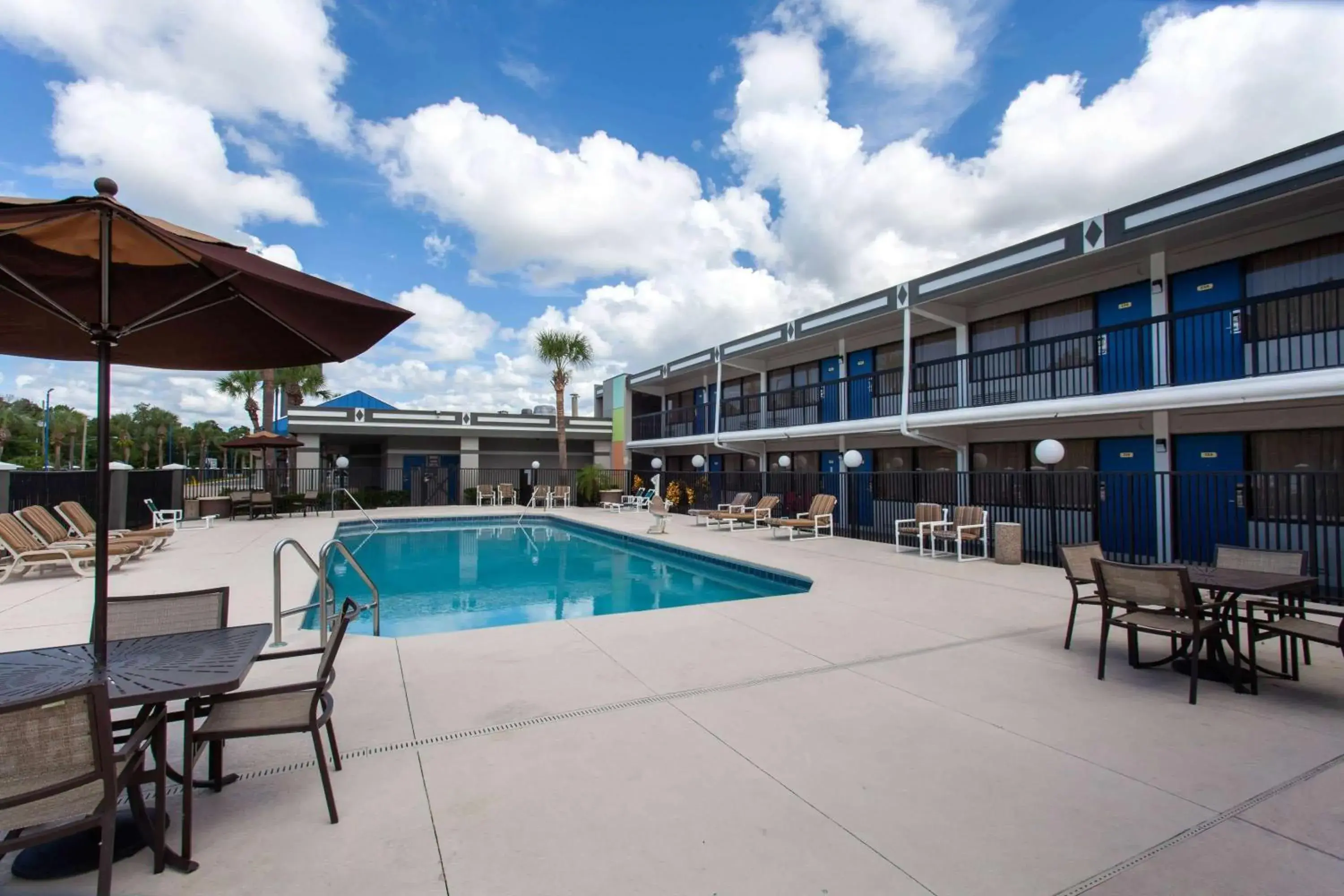 On site, Swimming Pool in Travelodge by Wyndham Deltona