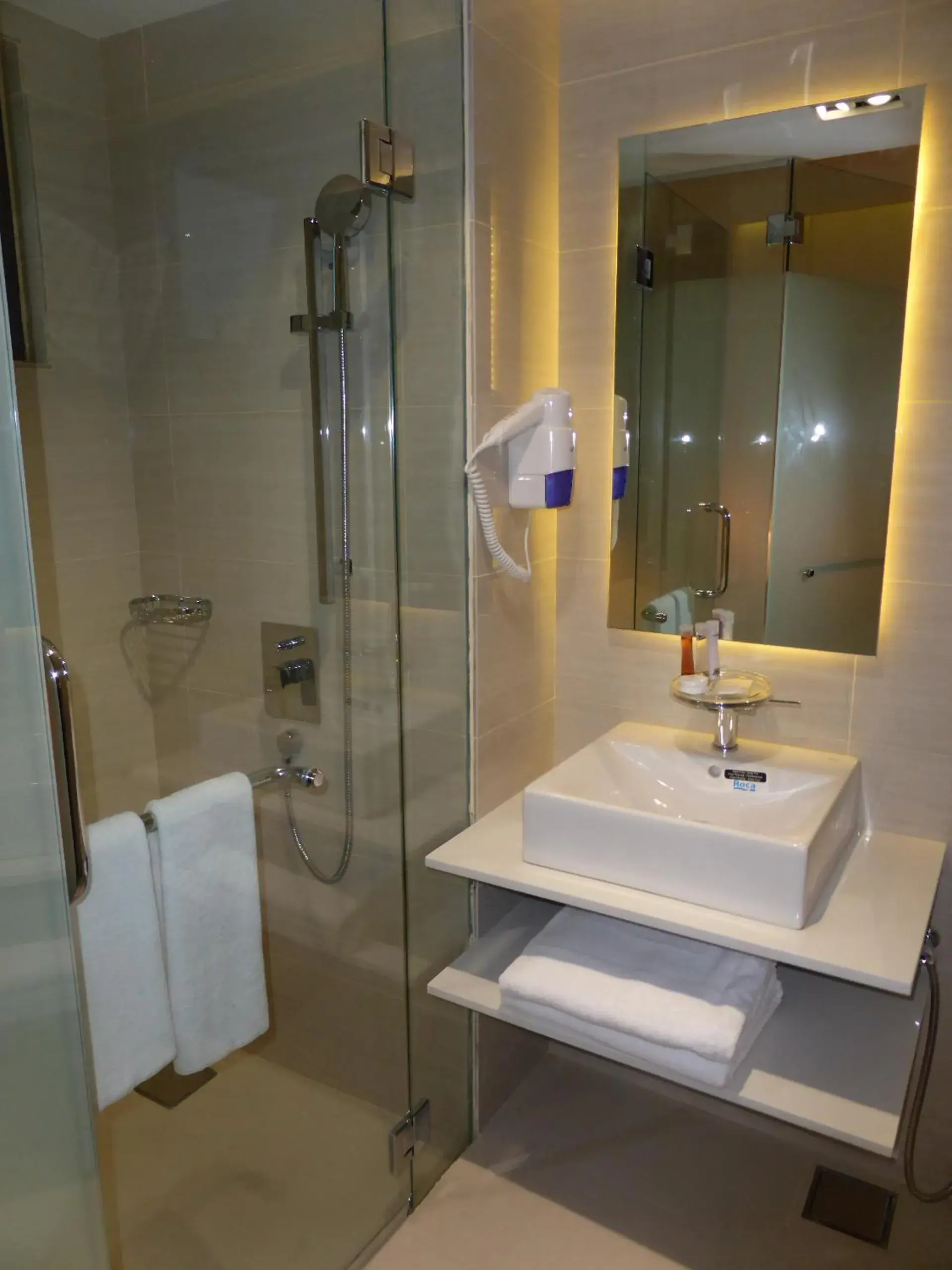 Bathroom in Melange Hotel Bukit Bintang