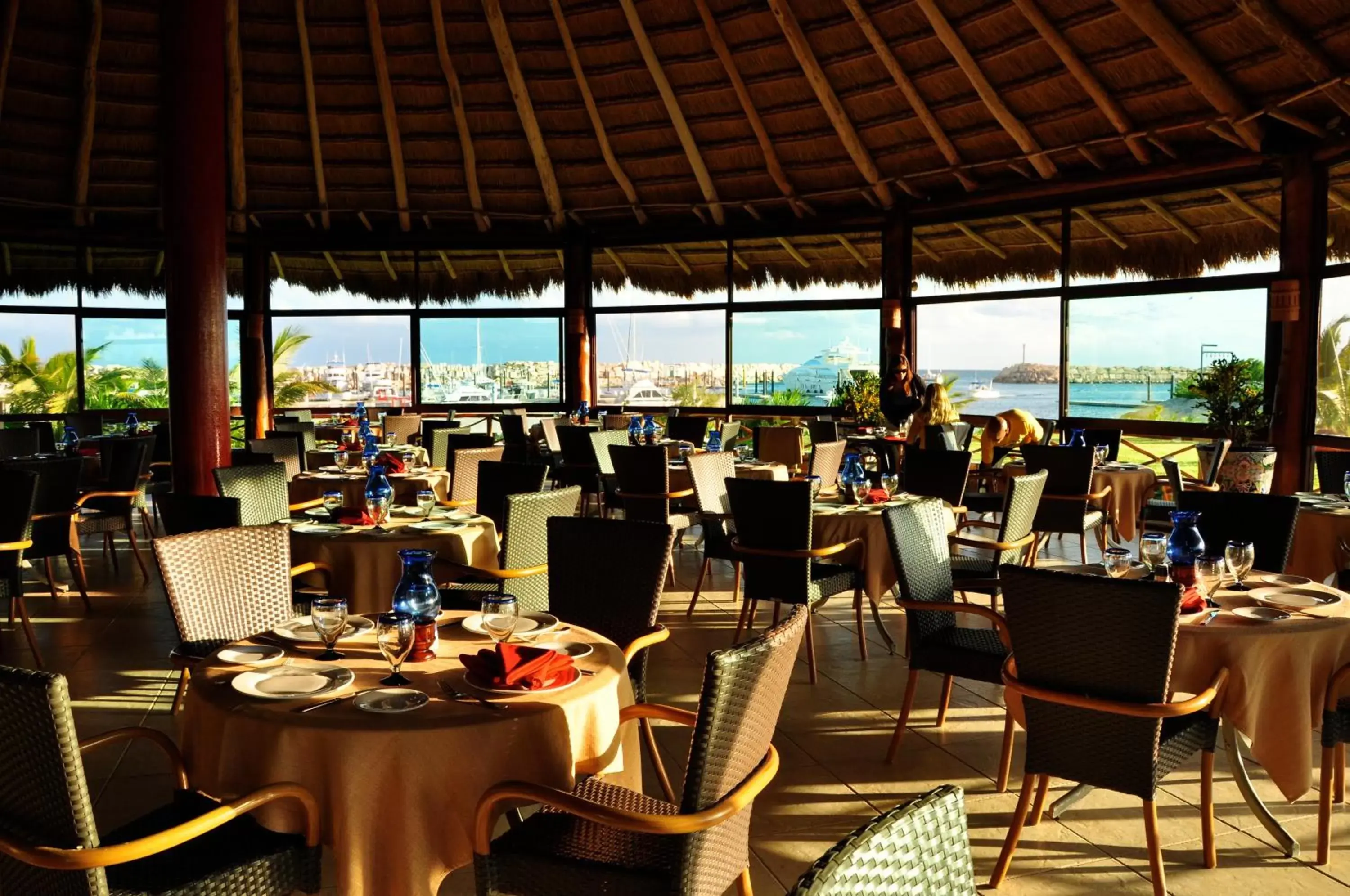 Restaurant/Places to Eat in Hotel Marina El Cid Spa & Beach Resort - All Inclusive