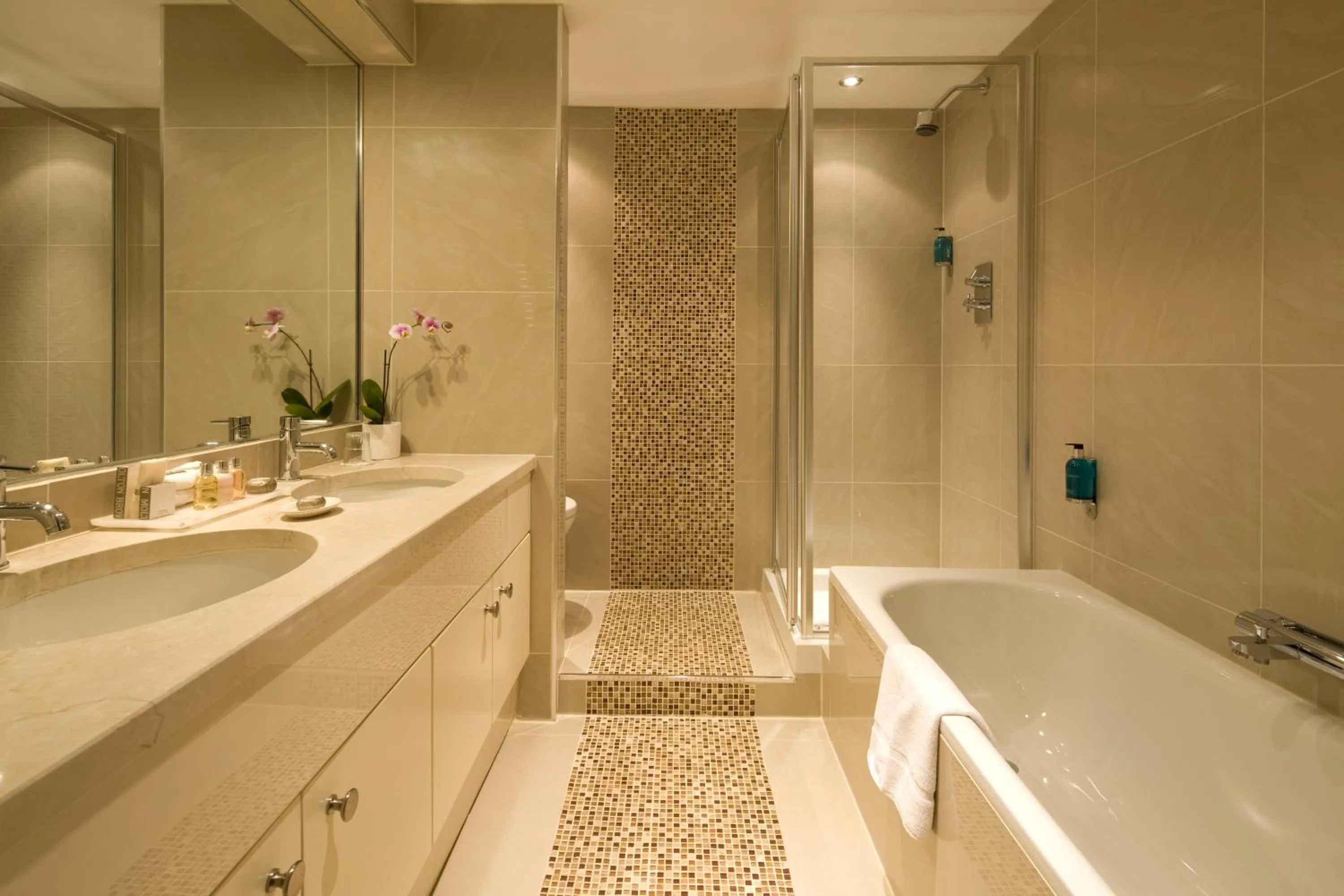 Bathroom in Beaufort House - Knightsbridge