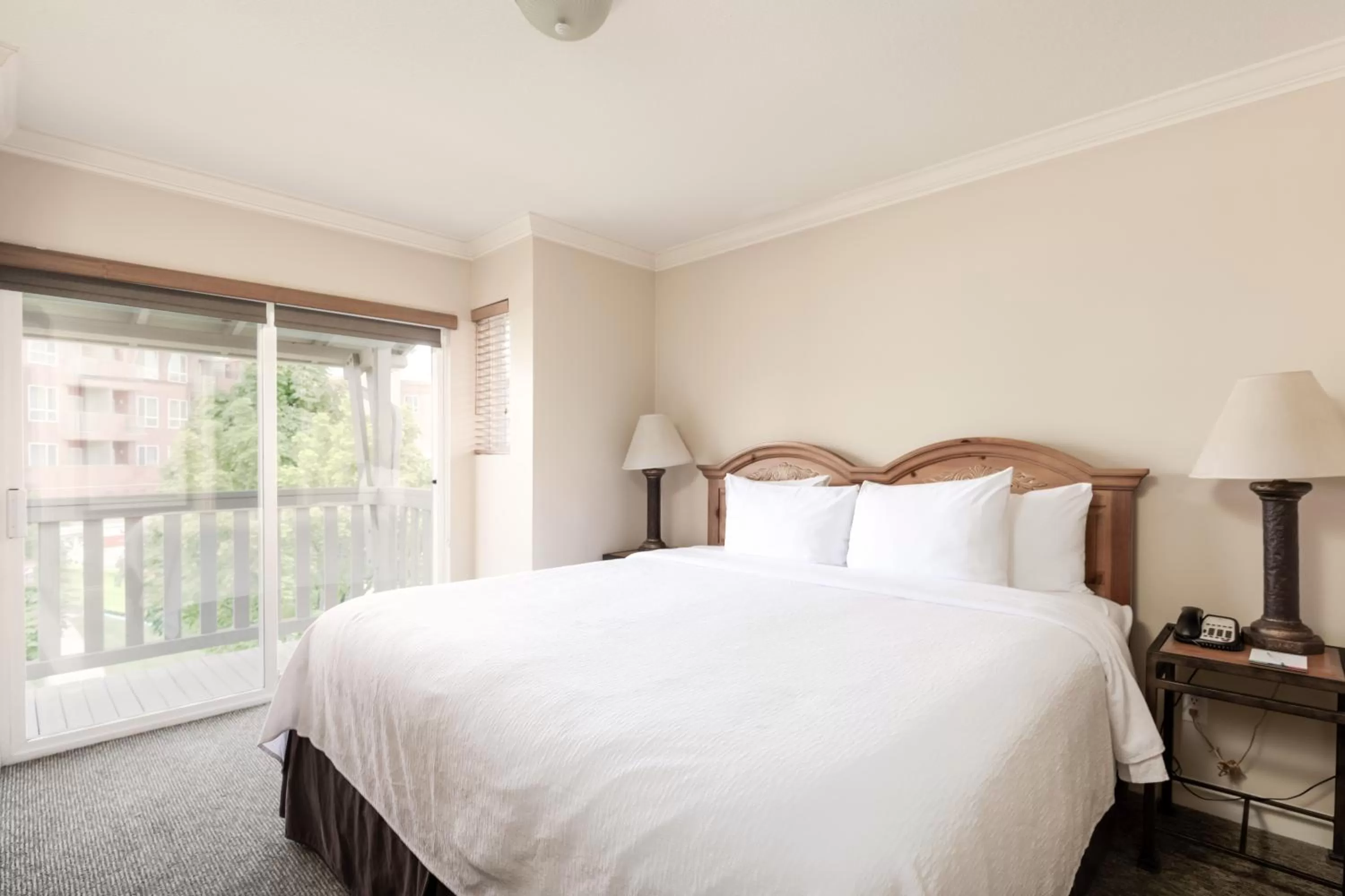 Bed in Manteo at Eldorado Resort