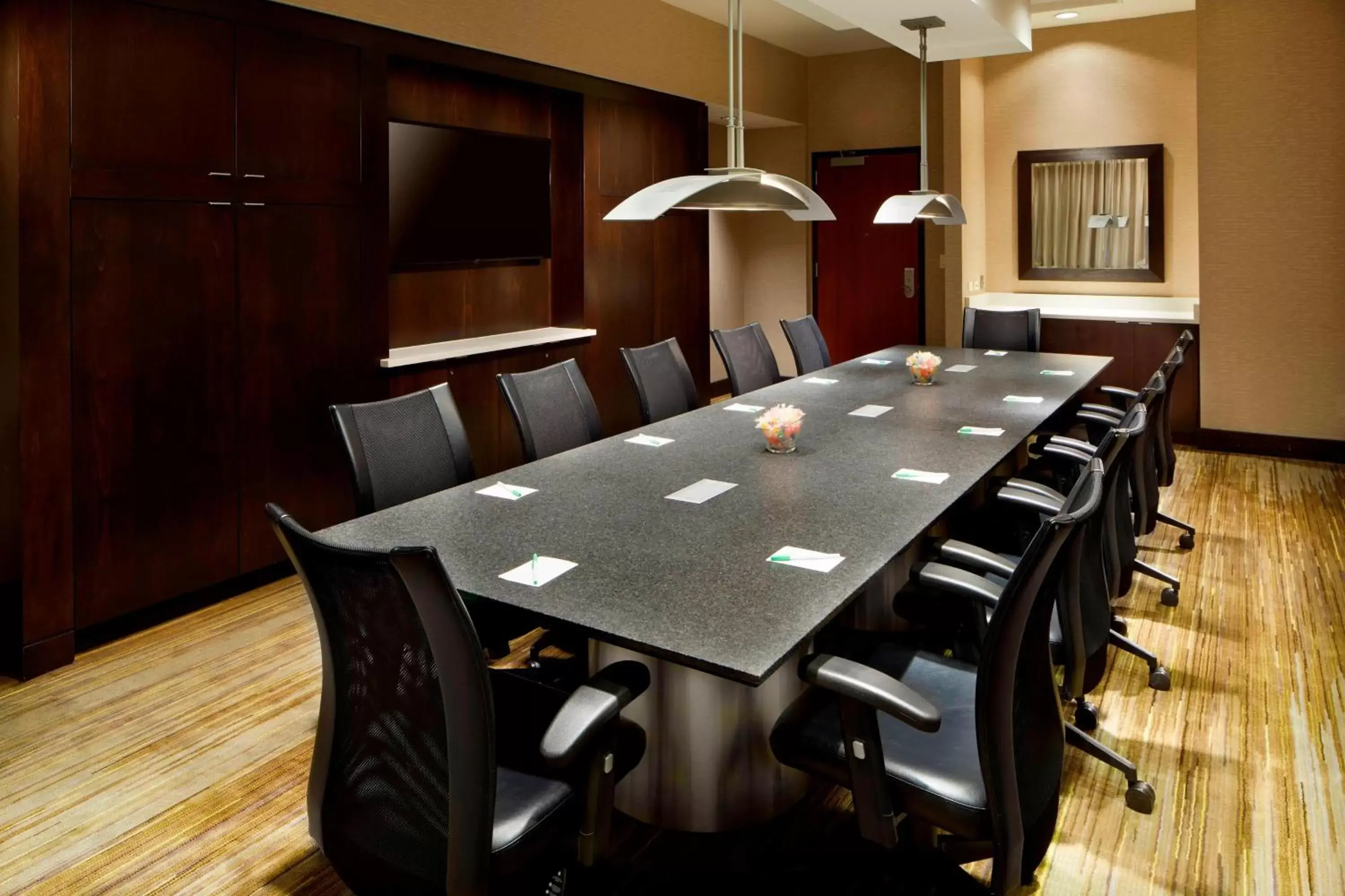 Meeting/conference room in Courtyard by Marriott San Antonio Six Flags at The RIM