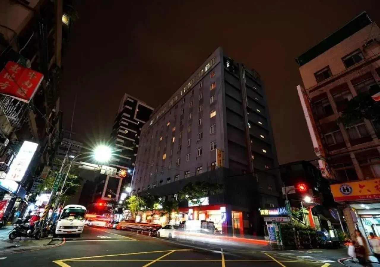 Property building in Walker Hotel - Chenggong Property building in Walker Hotel - Chenggong