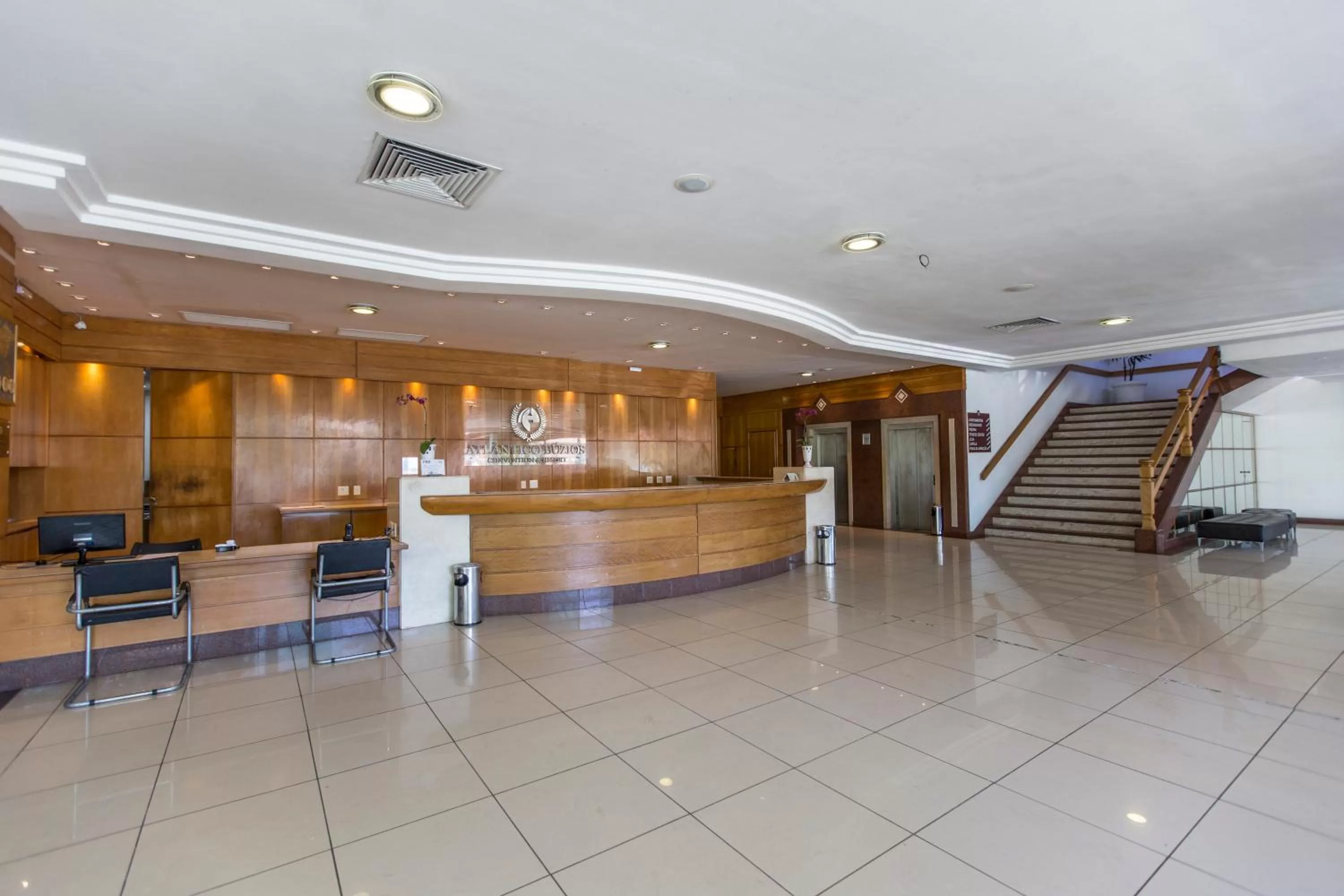 Lobby or reception in Hotel Atlântico Búzios Convention