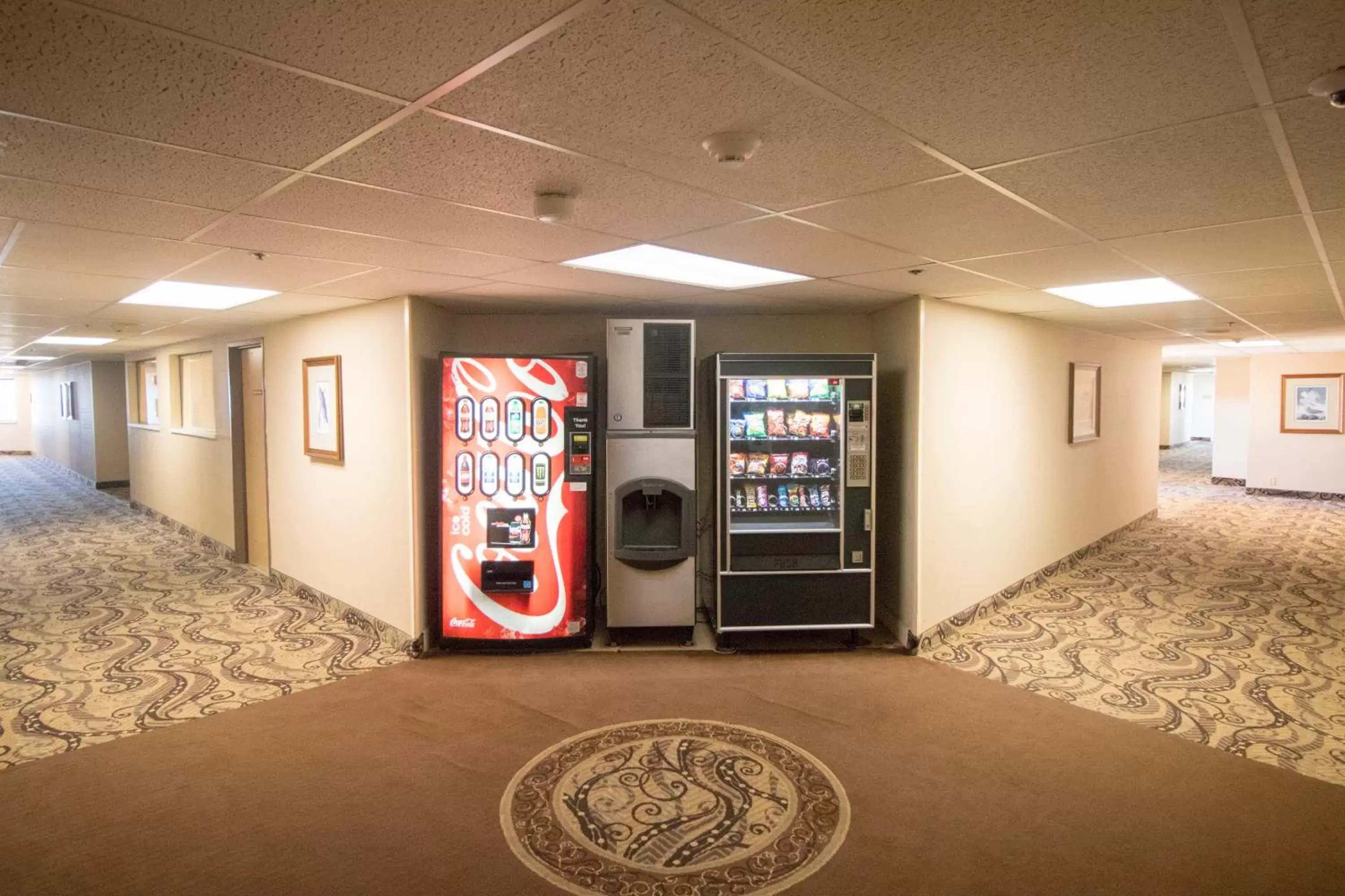 vending machine in La Serena Inn