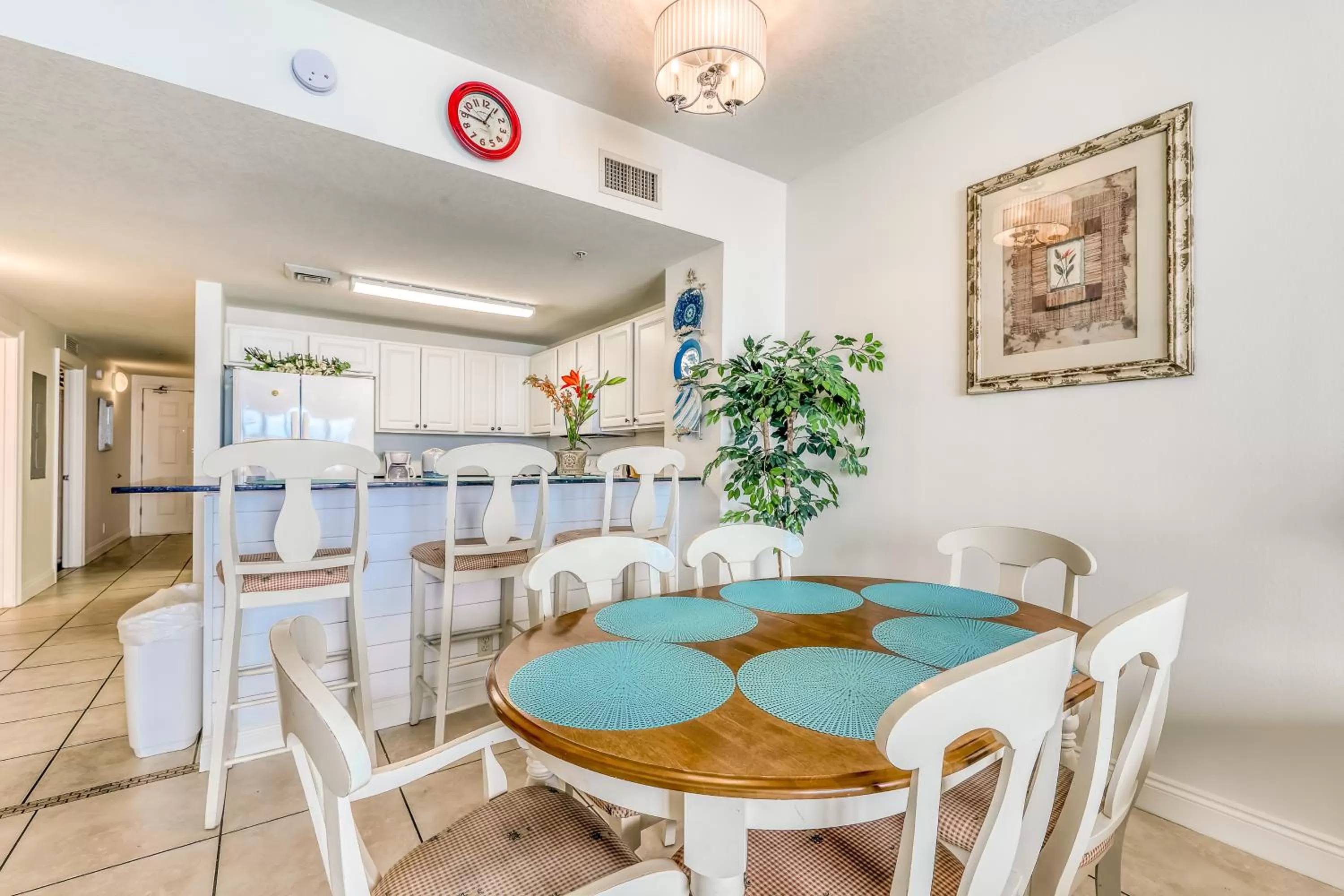 Dining Area in Calypso Resort