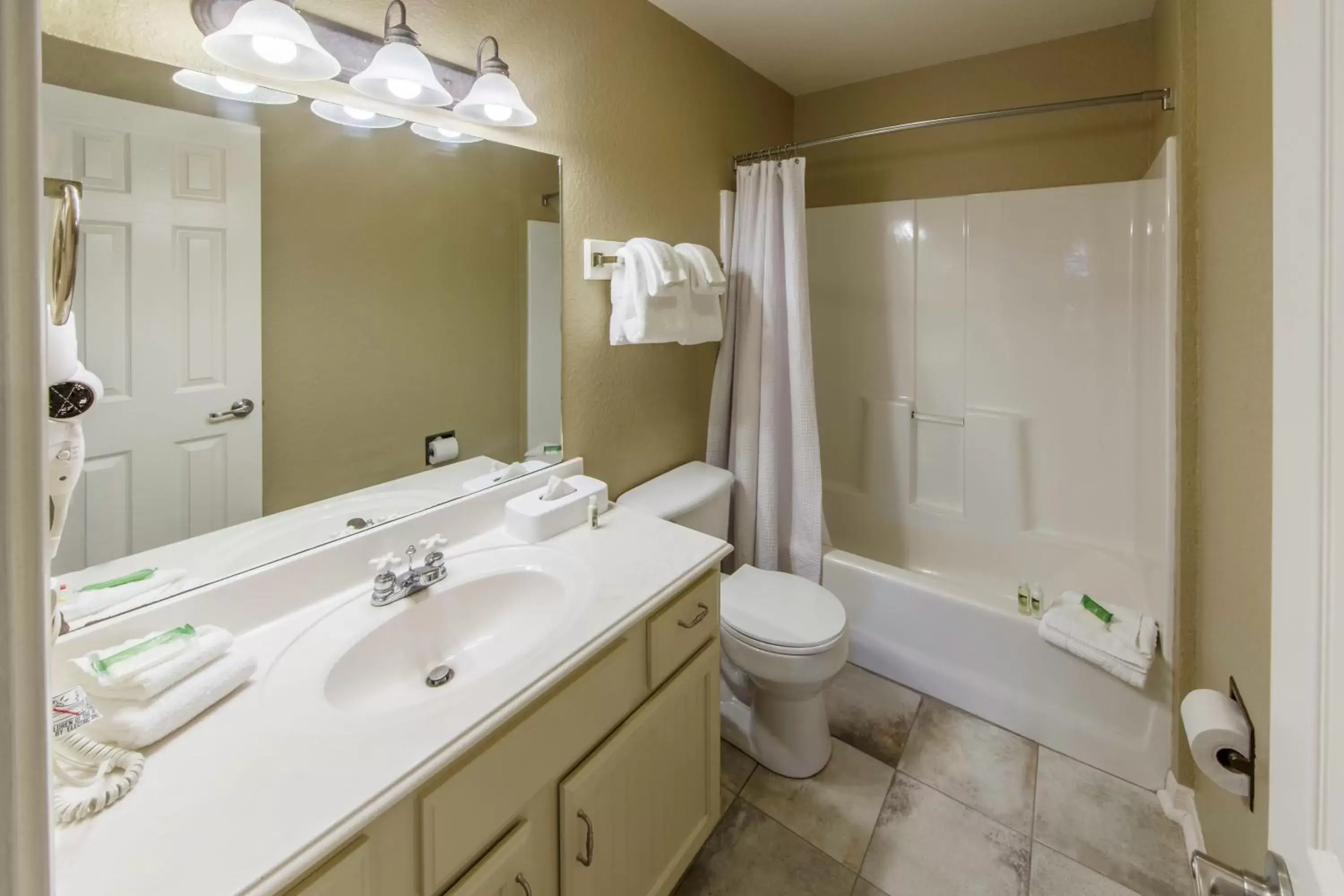 Bathroom in Holiday Inn Club Vacations Piney Shores Resort at Lake Conroe Bathroom in Holiday Inn Club Vacations Piney Shores Resort at Lake Conroe