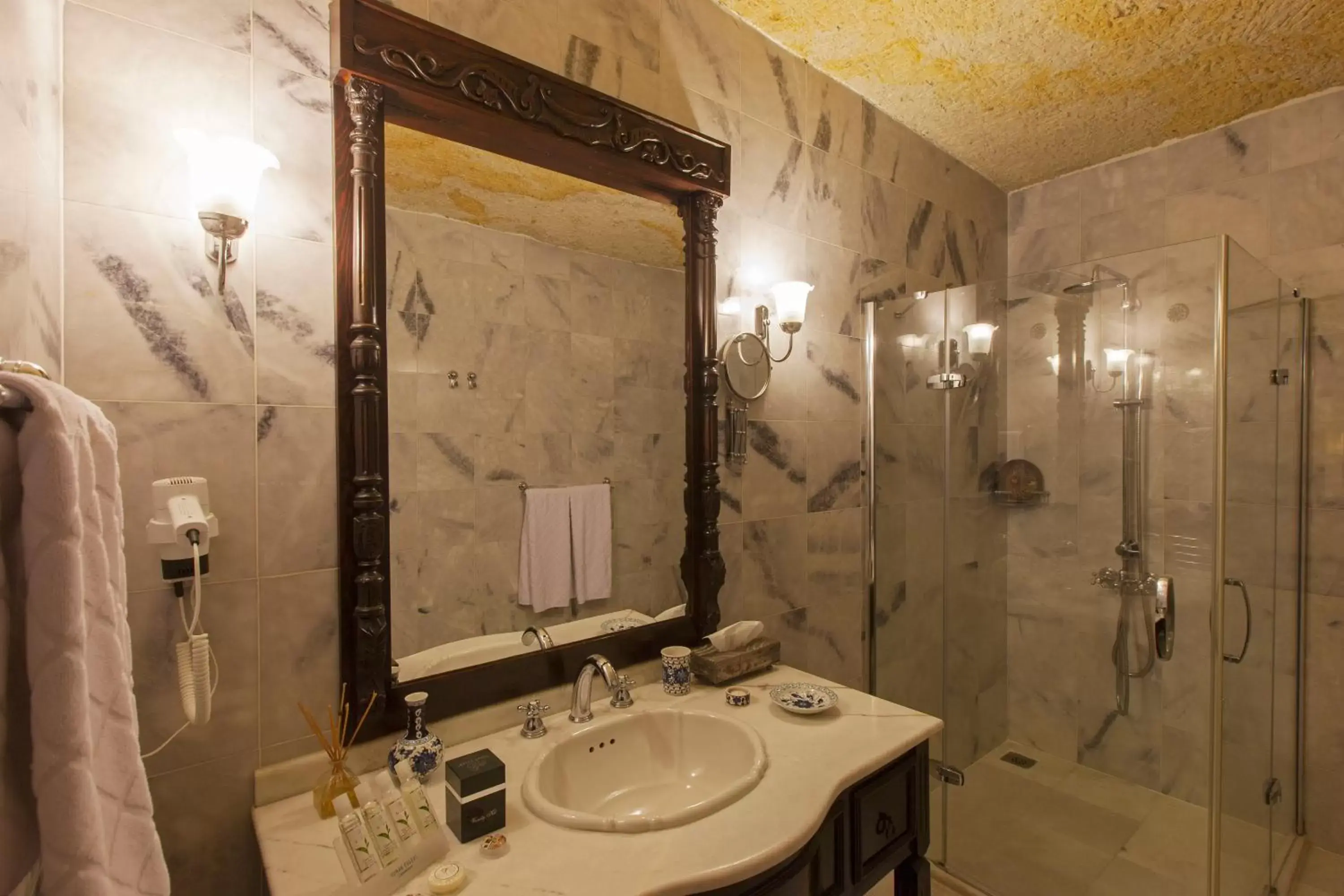 Decorative detail, Bathroom in Yunak Evleri Cappadocia