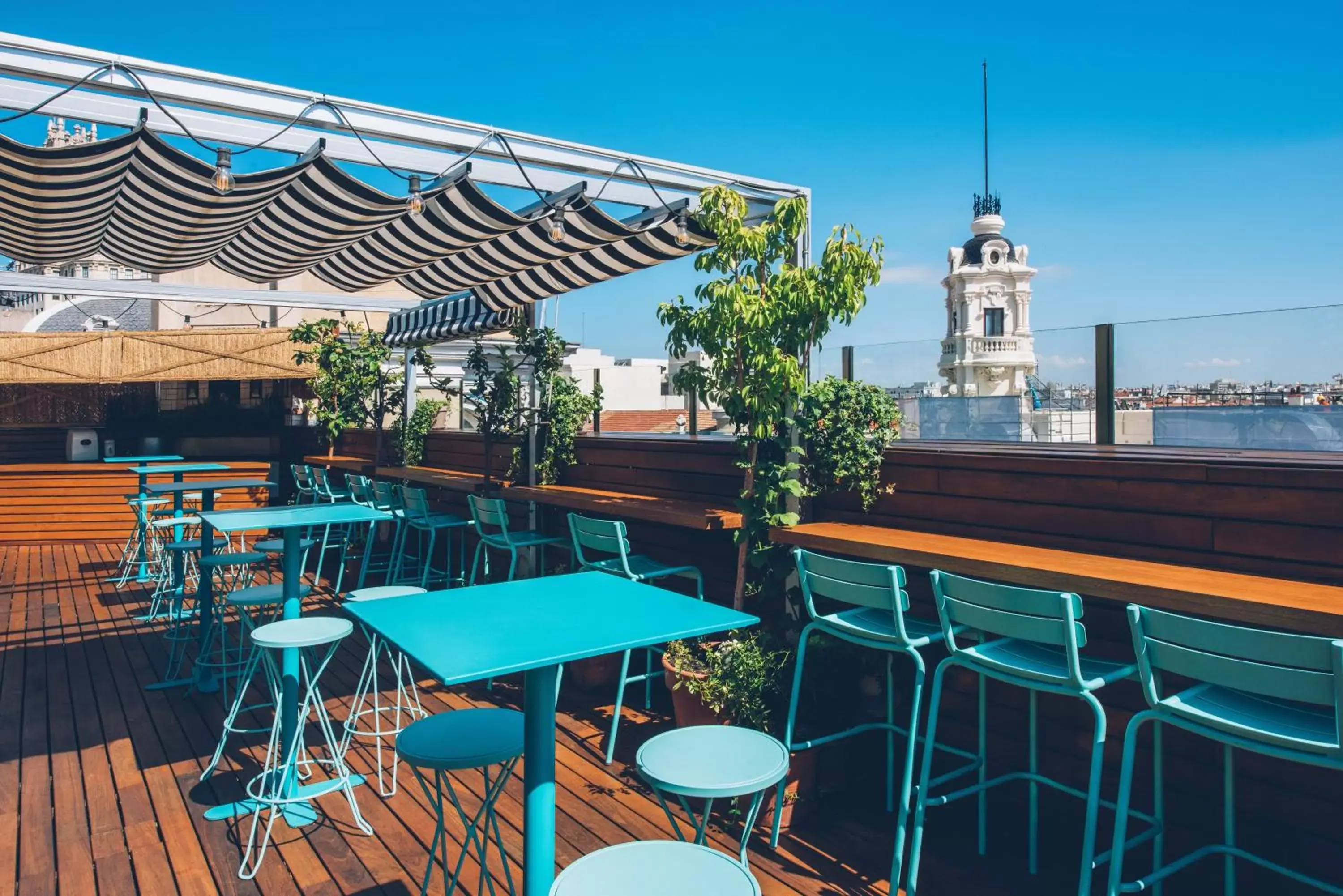 Balcony/Terrace, Restaurant/Places to Eat in Iberostar Las Letras Gran Via