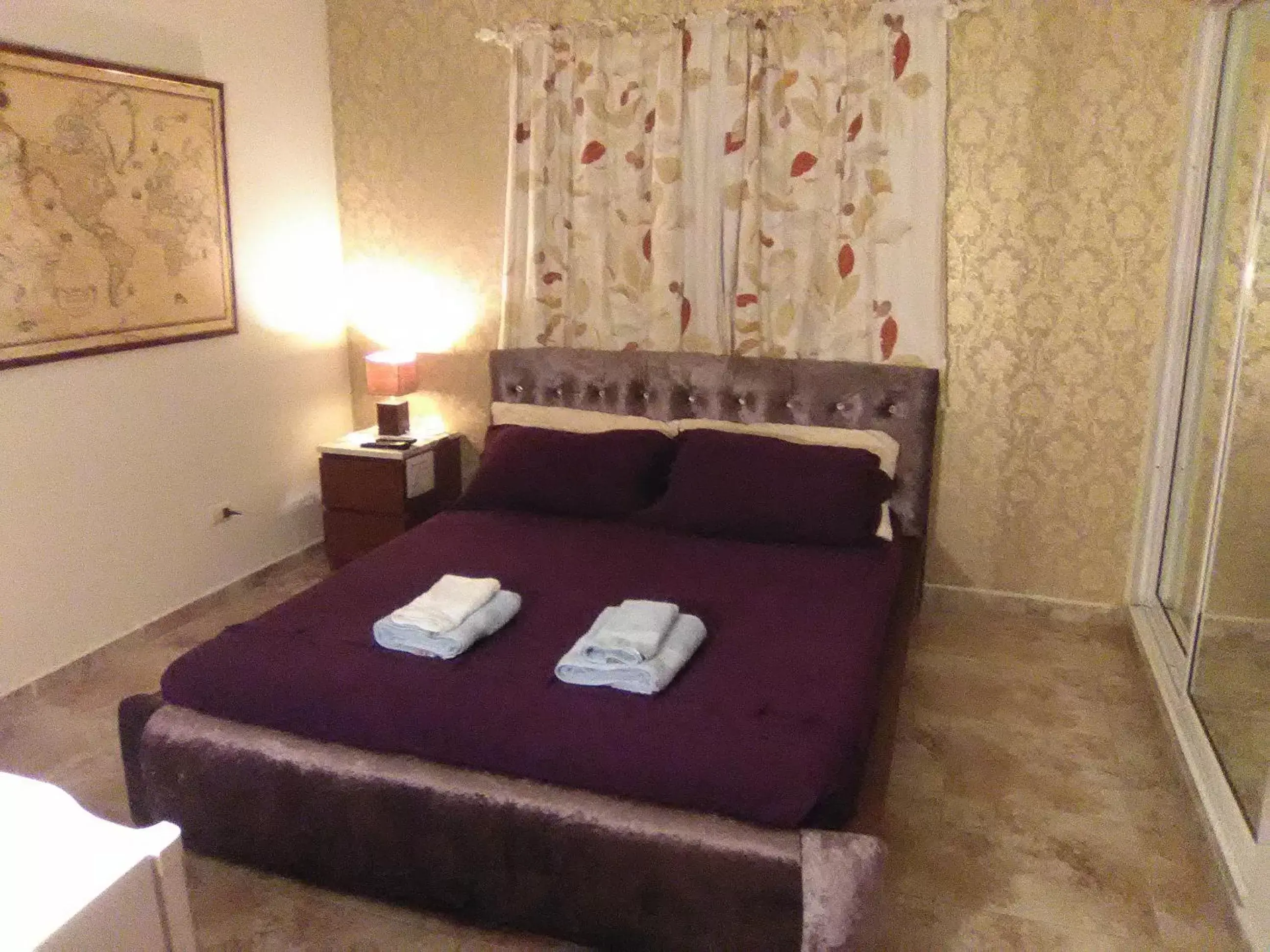Photo of the whole room, Bed in Nely y Pietro share apartment