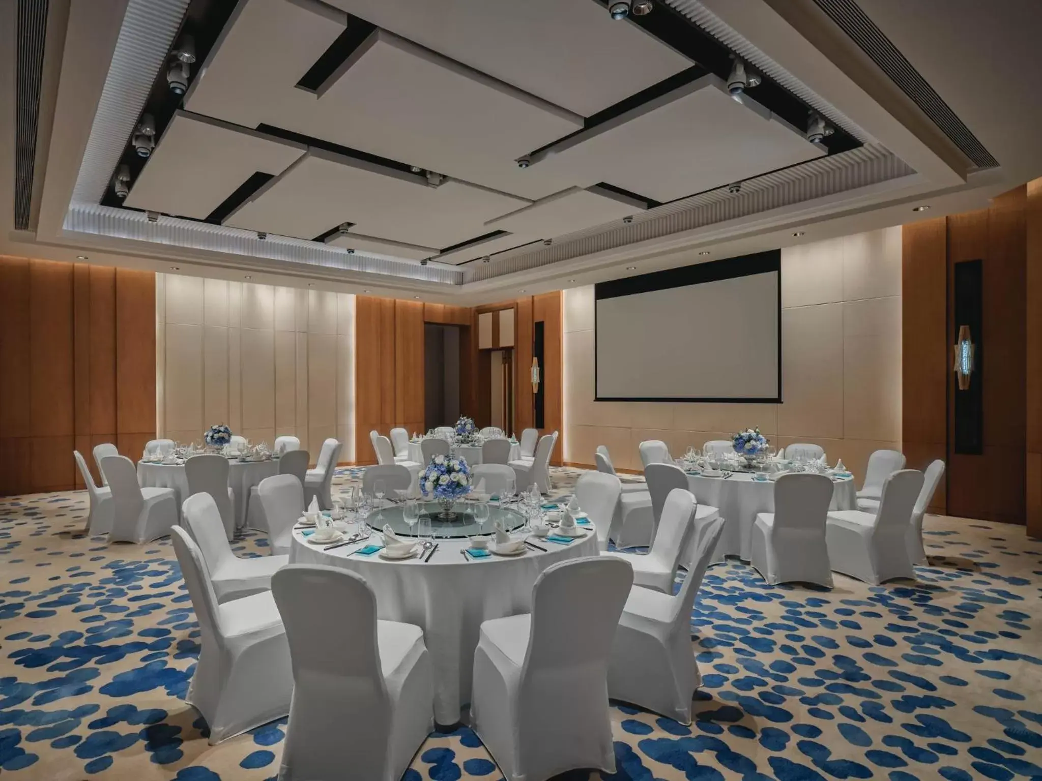 Meeting/conference room, Banquet Facilities in Crowne Plaza Sanya Haitang Bay Resort, an IHG Hotel