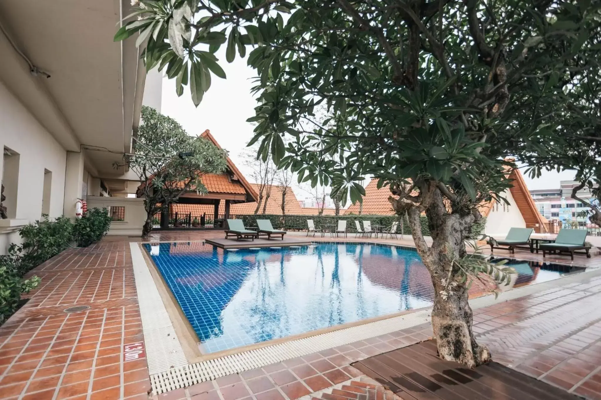 Pool view, Swimming Pool in Chiangmai Grandview Hotel & Convention Center - SHA Extra Plus