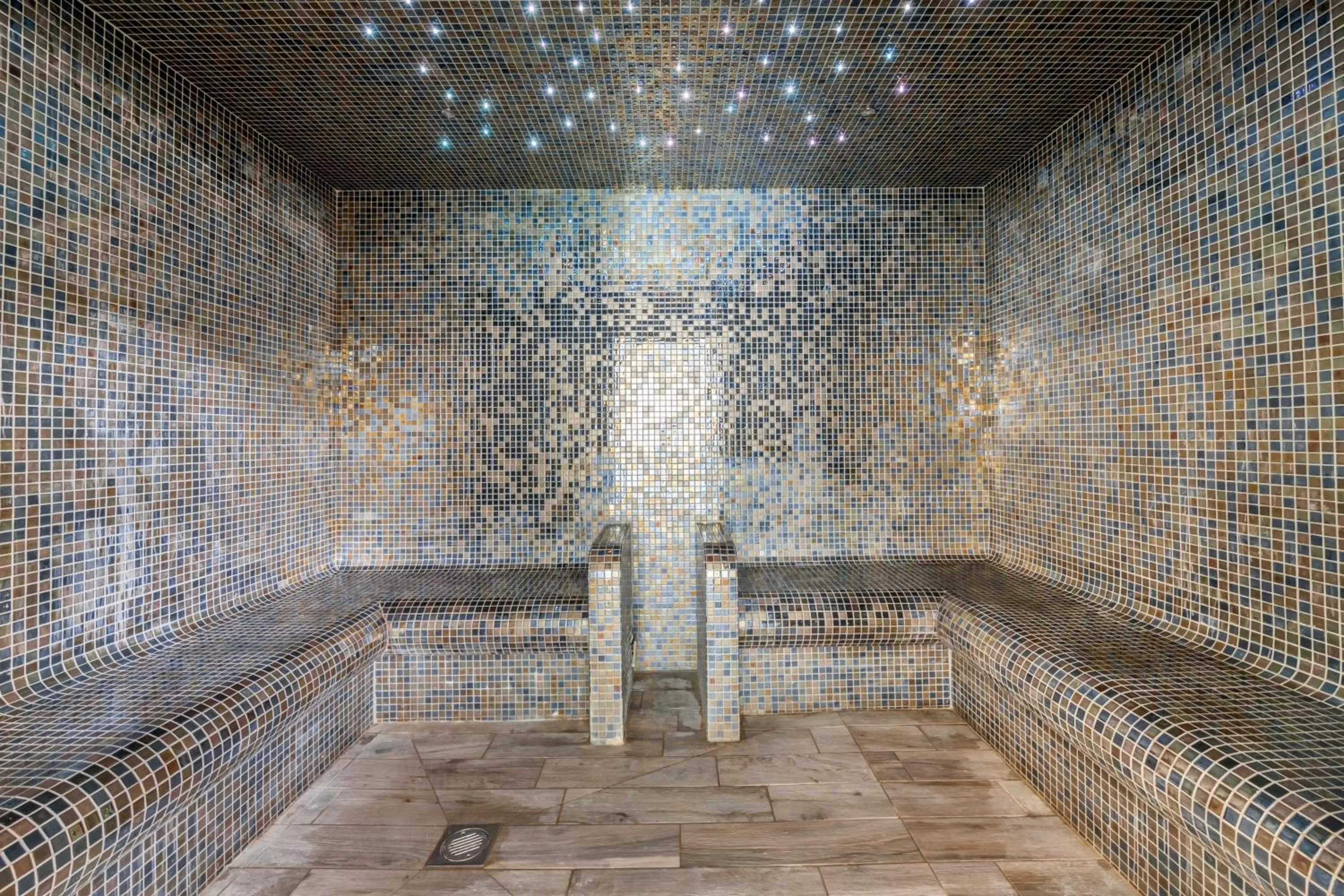 Steam room in Cromer Country Club