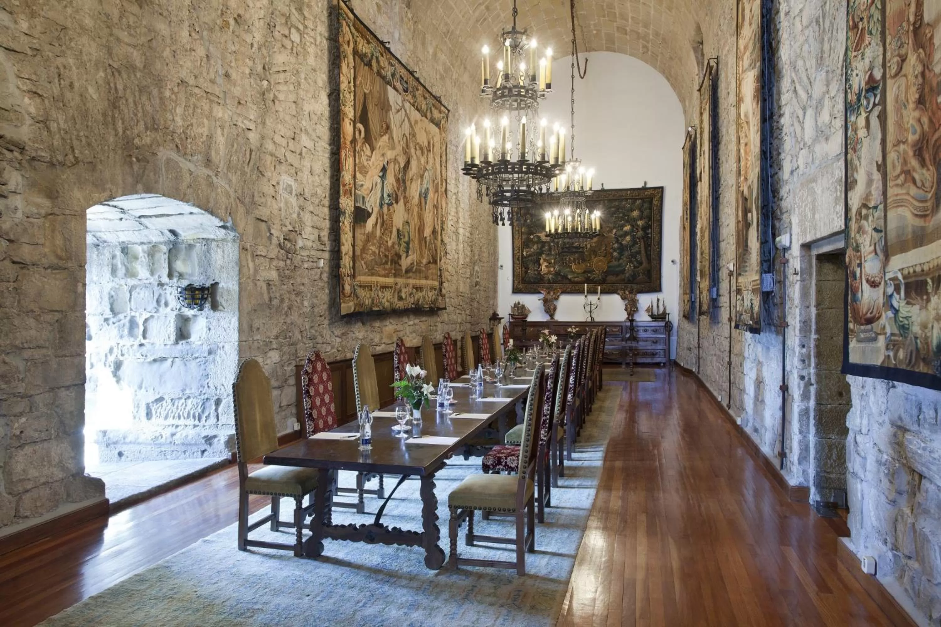 Business facilities in Parador de Hondarribia