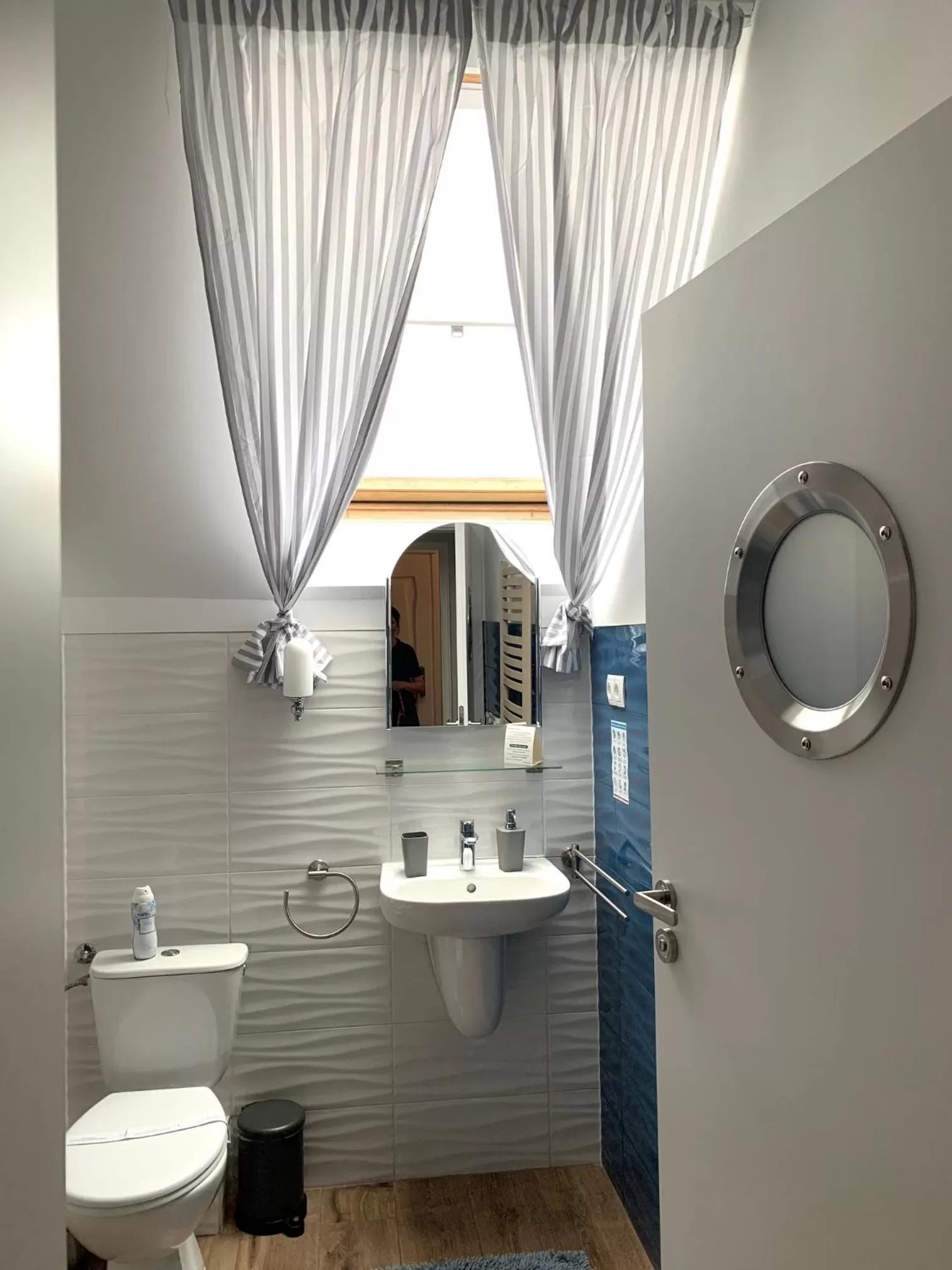 Willa 4 Pory Roku & Uznam