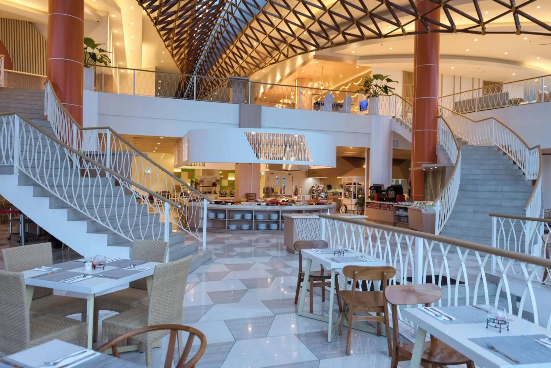 Restaurant/places to eat in HARRIS Resort Barelang Batam