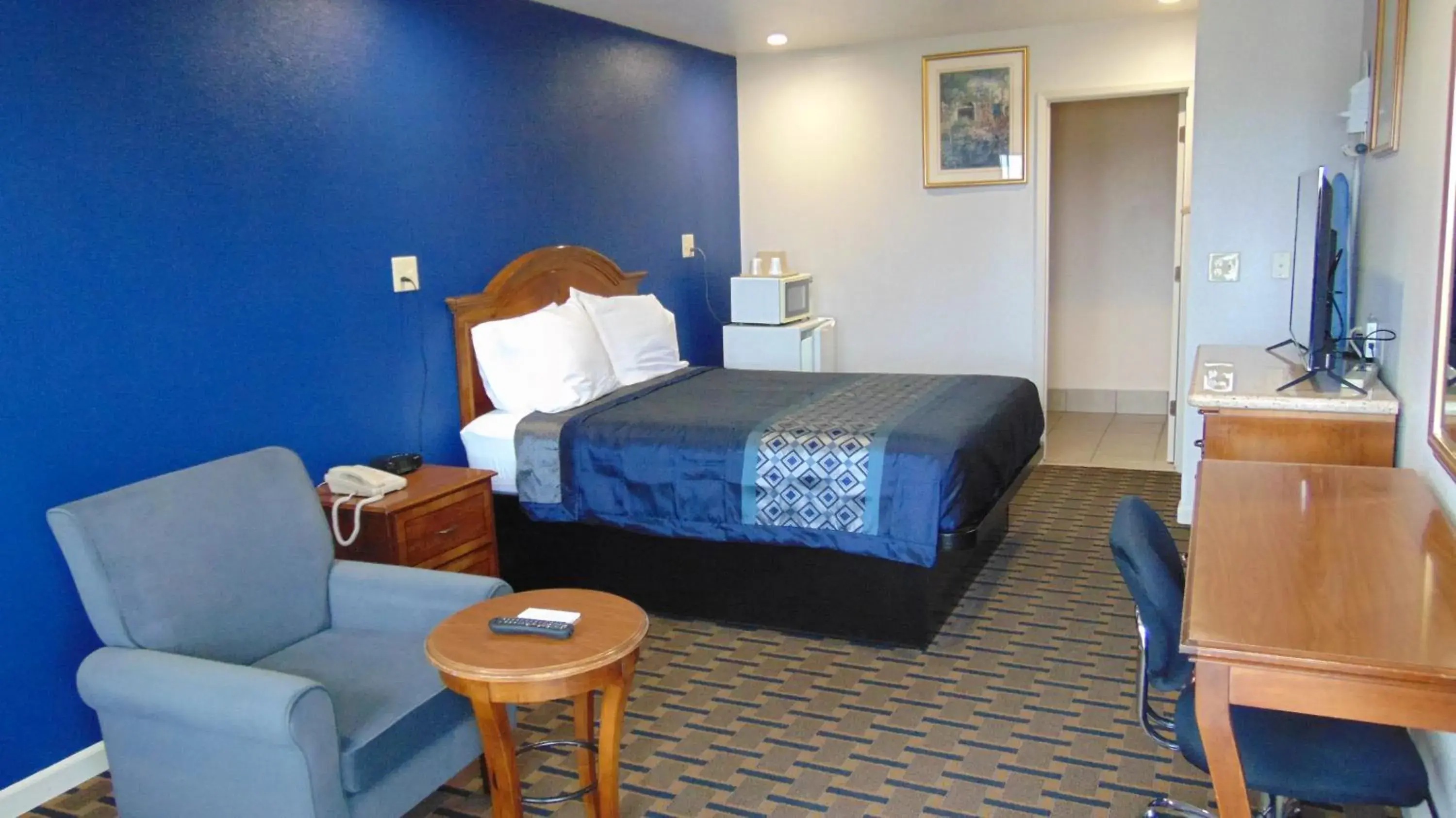 Bed in Corcoran Country Inn Bed in Corcoran Country Inn