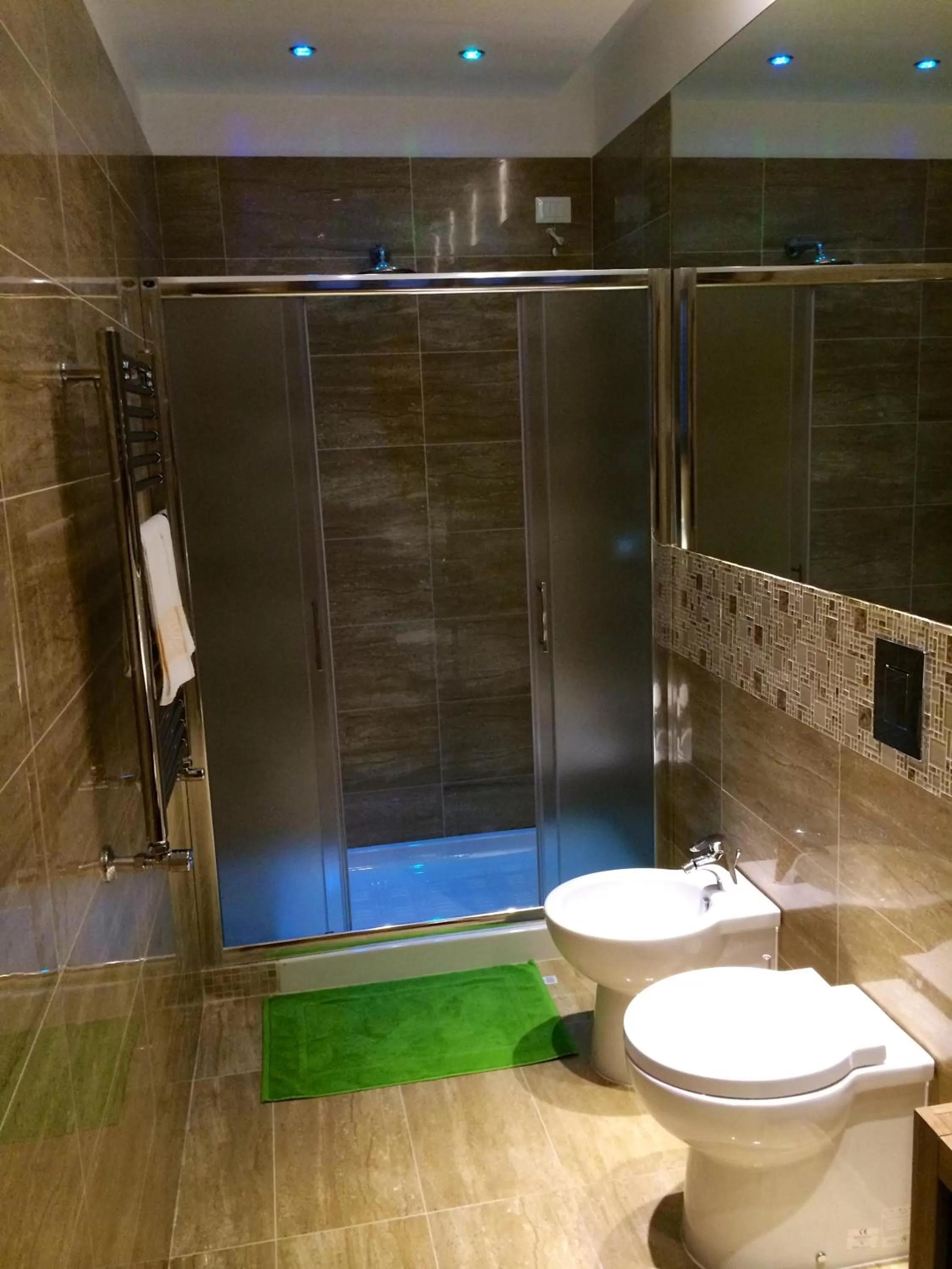 Bathroom in Hotel Smeraldo