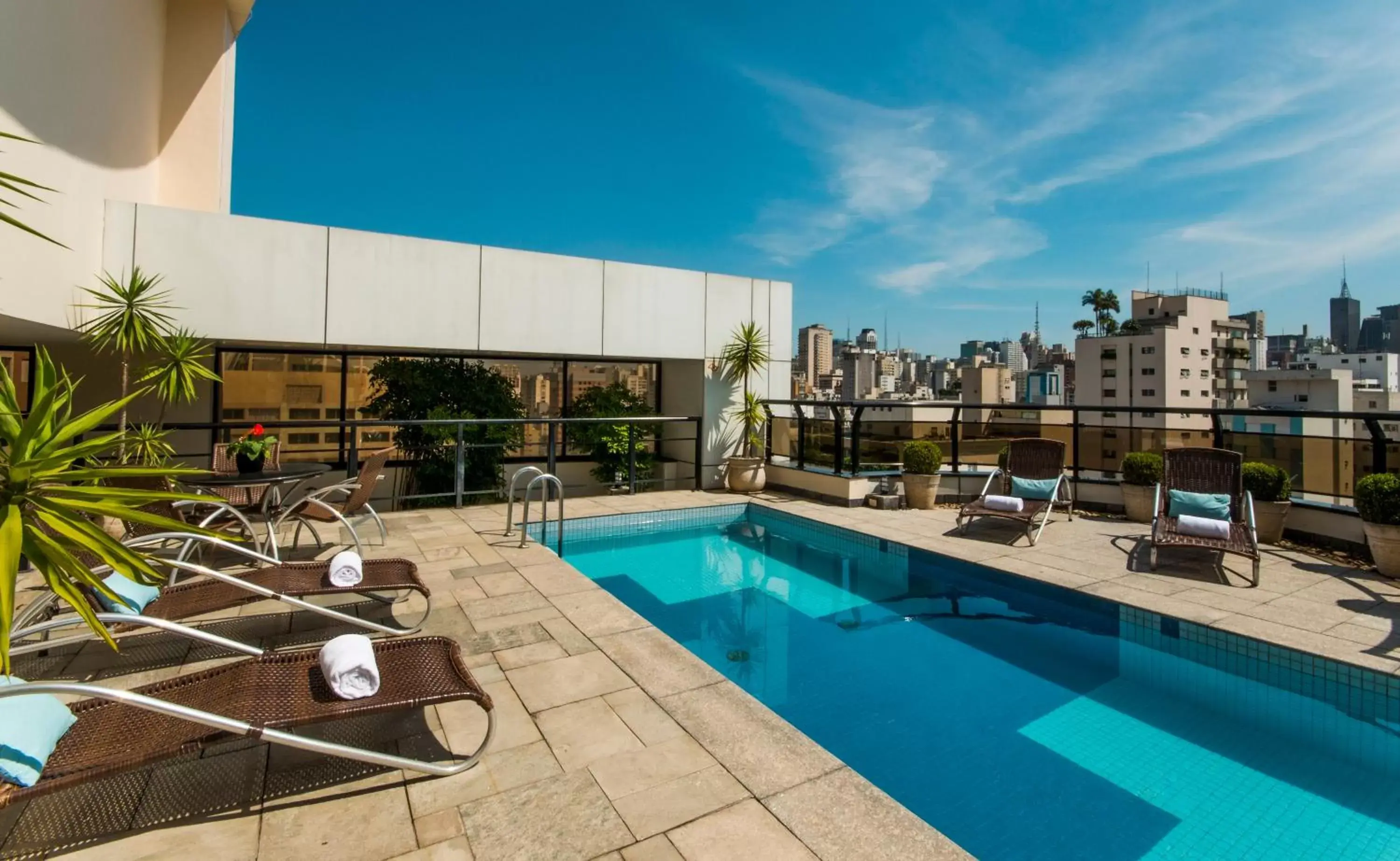 Day, Swimming Pool in Transamerica Executive Jardins