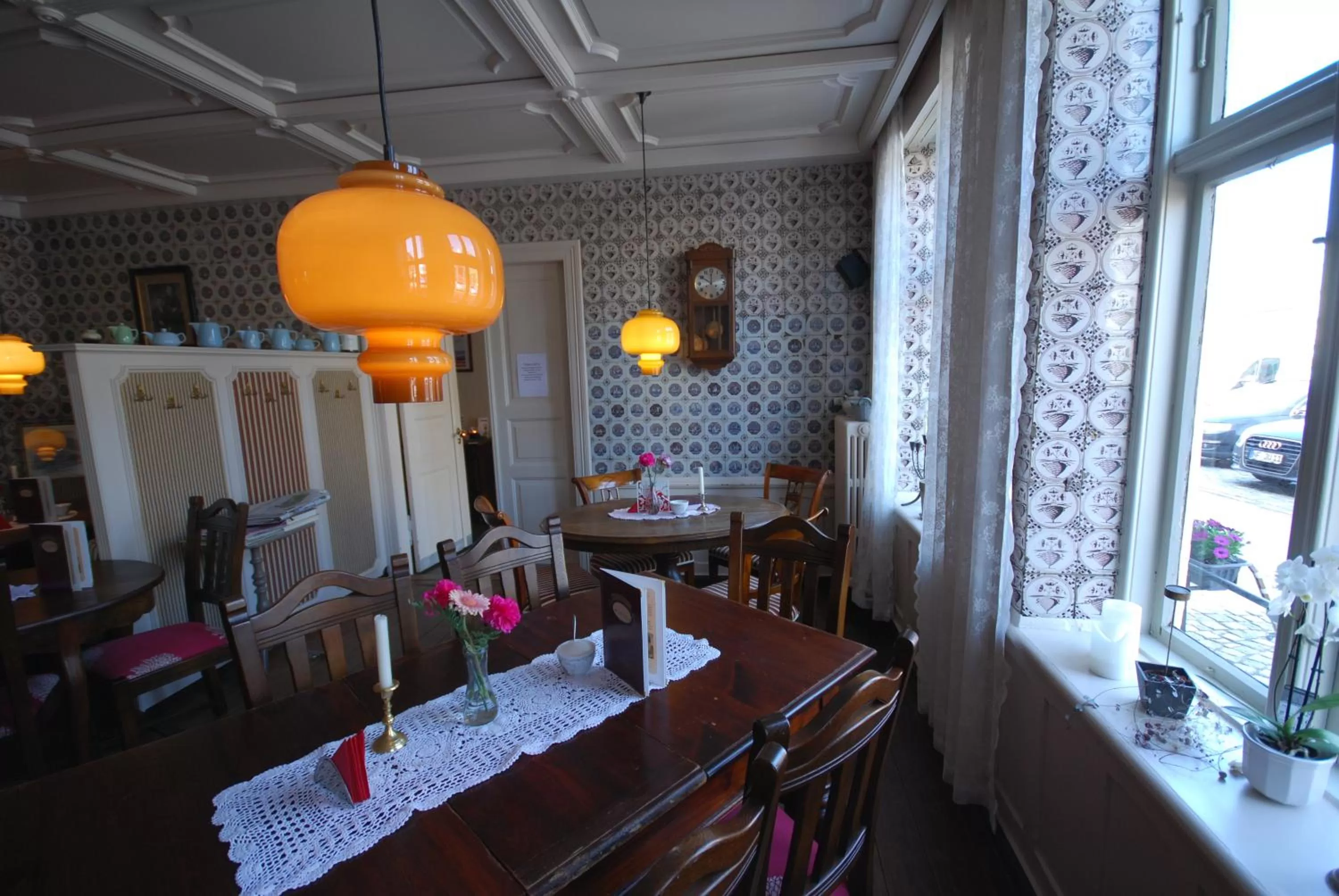 Restaurant/places to eat in Hotel Cafe Frida