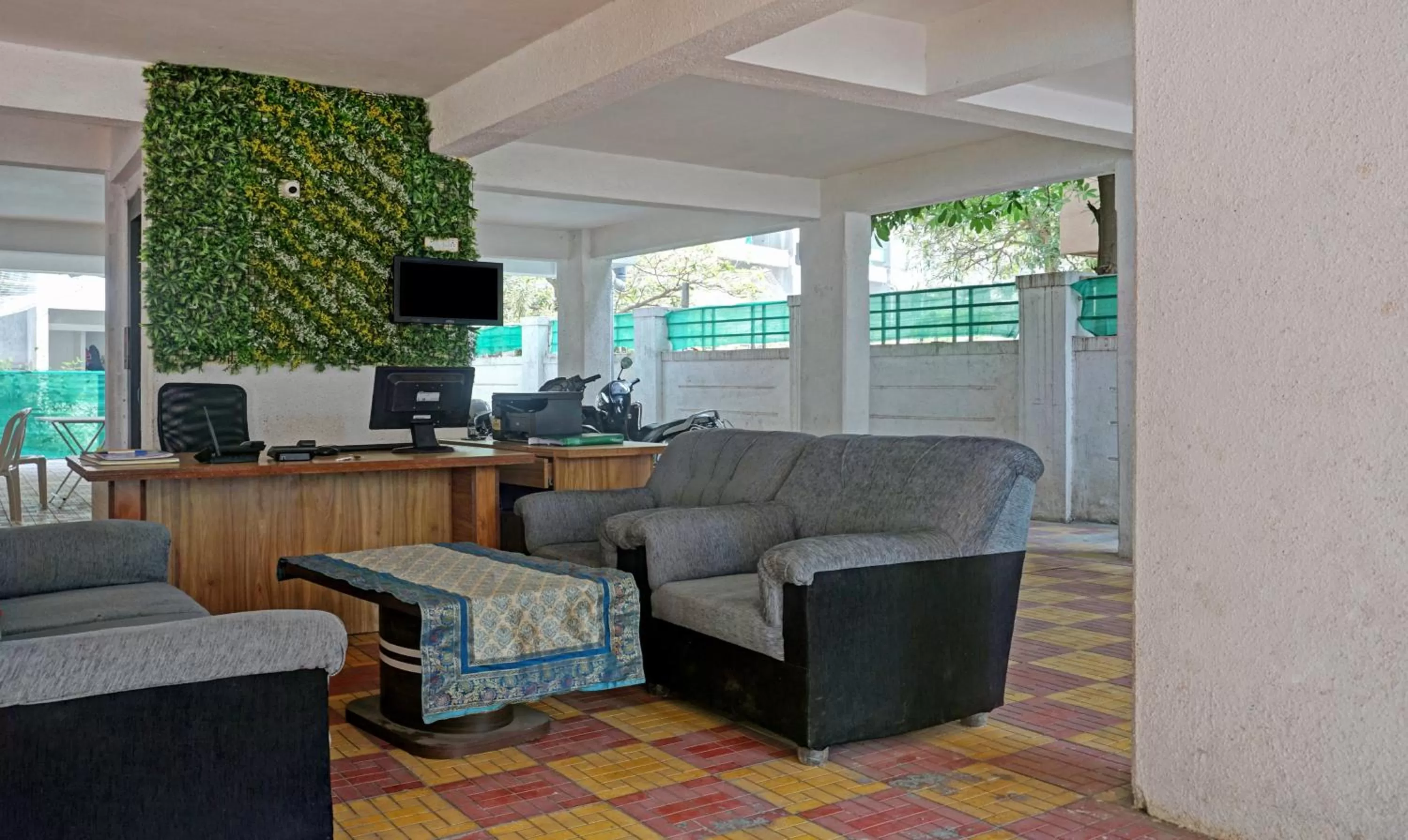 Seating area in Itsy Hotels AY Plus Hotels